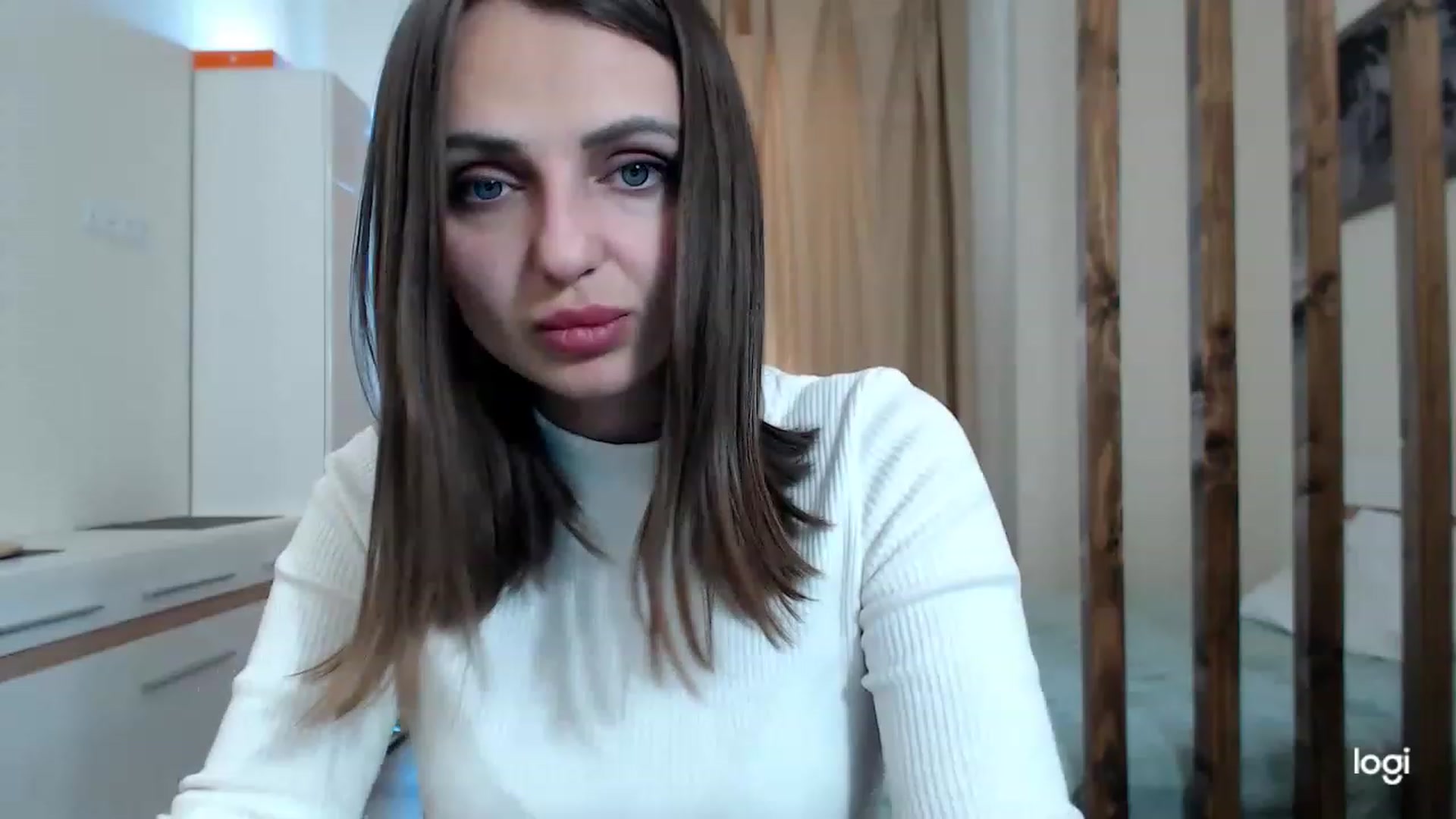 Gallery image thumbnail from CosNia's myfreecams stream on, 03/04/2023, 12:17 image 3 of 20