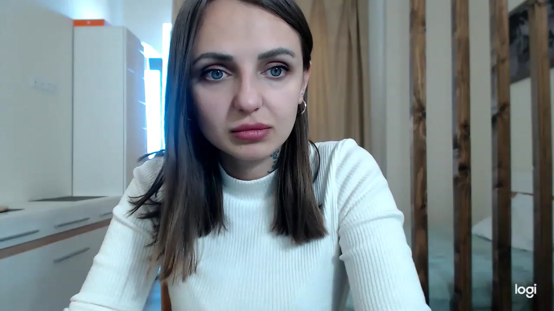 Gallery image thumbnail from CosNia's myfreecams stream on, 03/04/2023, 12:17 image 15 of 20