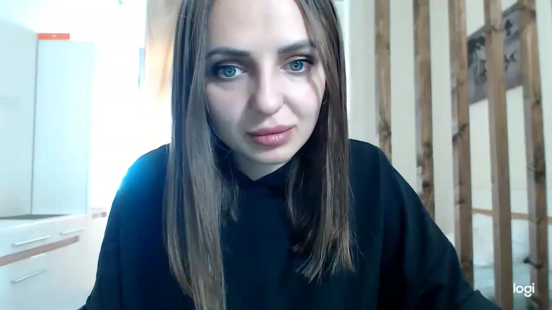 Gallery image thumbnail from CosNia's myfreecams stream on, 03/05/2023, 09:43 image 19 of 20