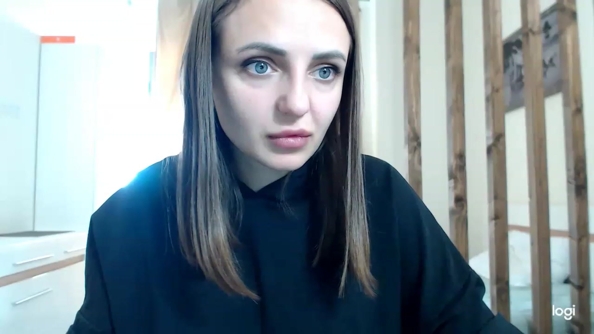Gallery image thumbnail from CosNia's myfreecams stream on, 03/05/2023, 09:43 image 12 of 20