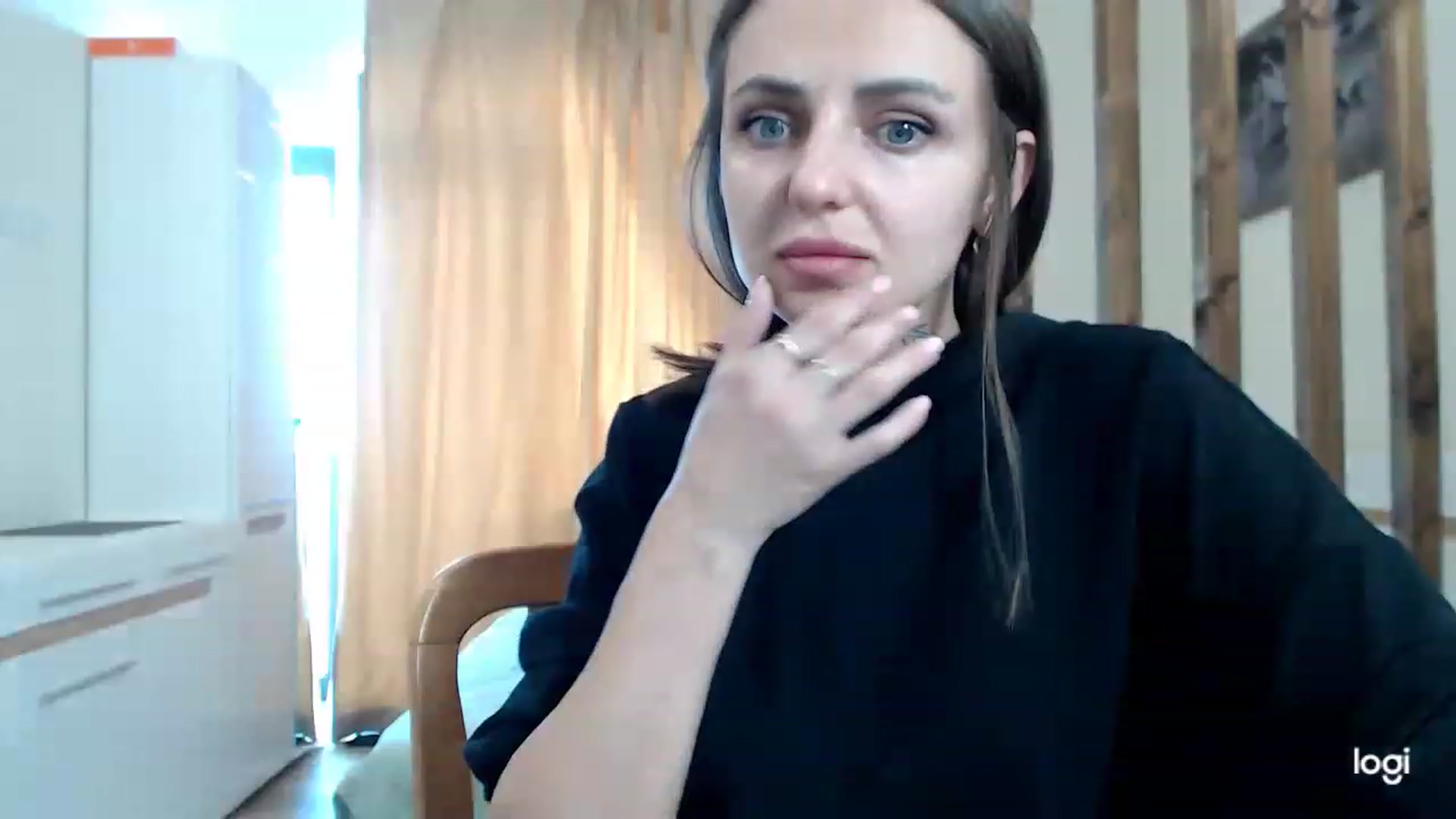 Gallery image thumbnail from CosNia's myfreecams stream on, 03/05/2023, 11:33 image 10 of 20