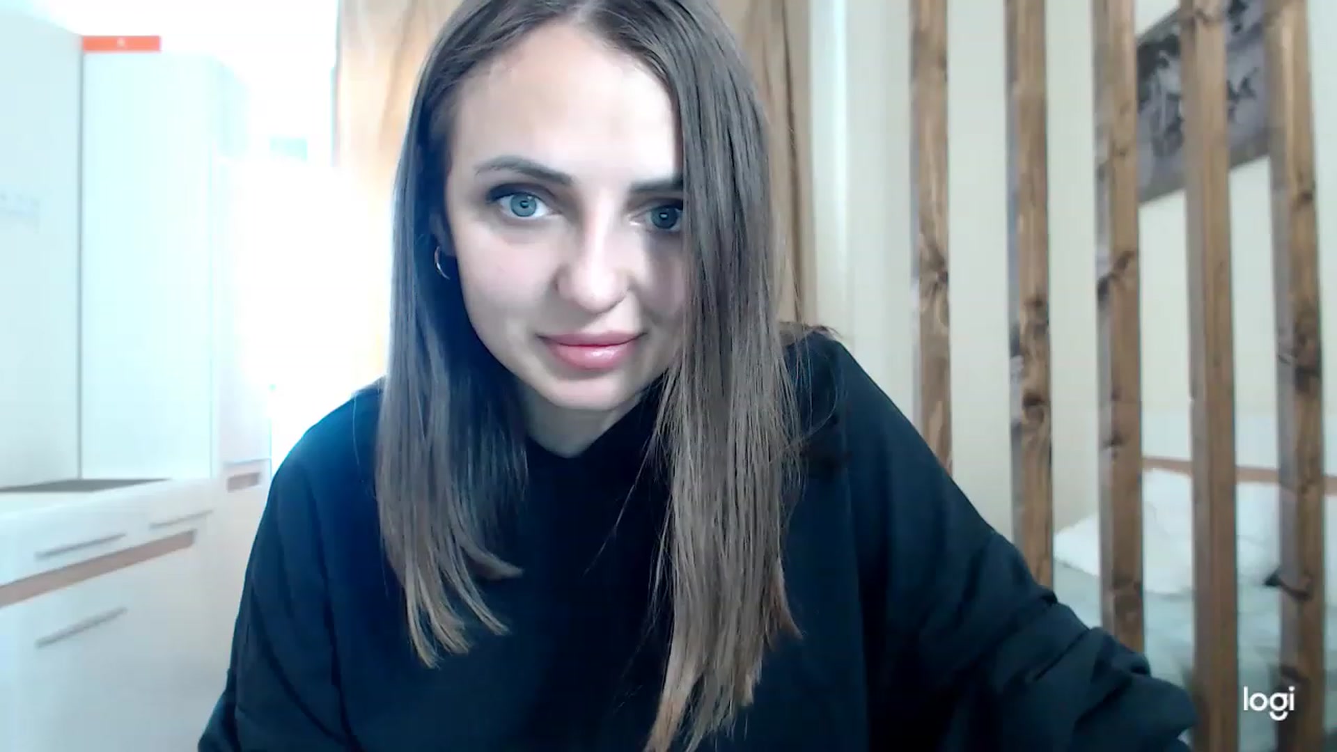 Gallery image thumbnail from CosNia's myfreecams stream on, 03/05/2023, 11:33 image 1 of 20