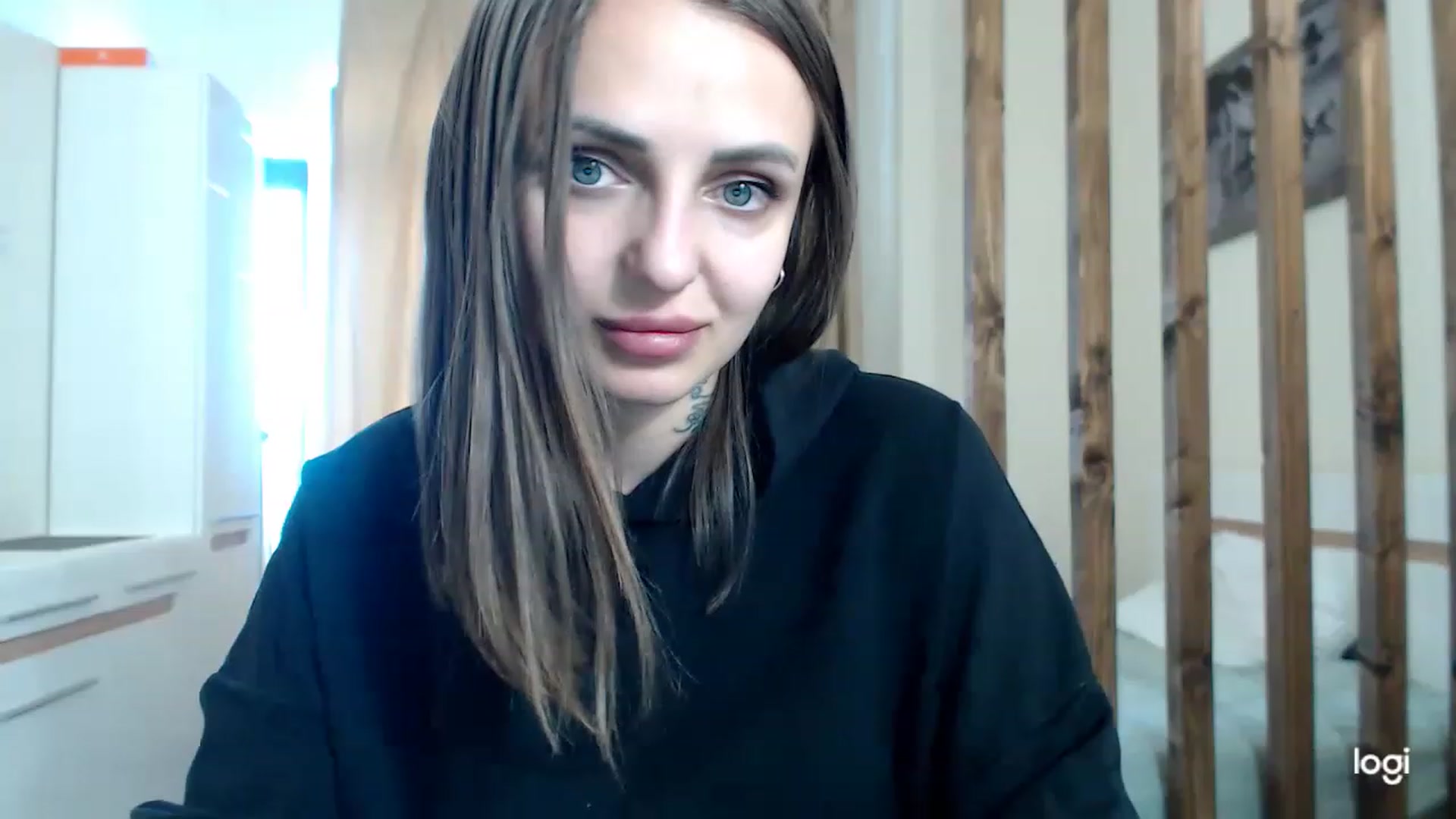 Gallery image thumbnail from CosNia's myfreecams stream on, 03/05/2023, 12:55 image 9 of 20