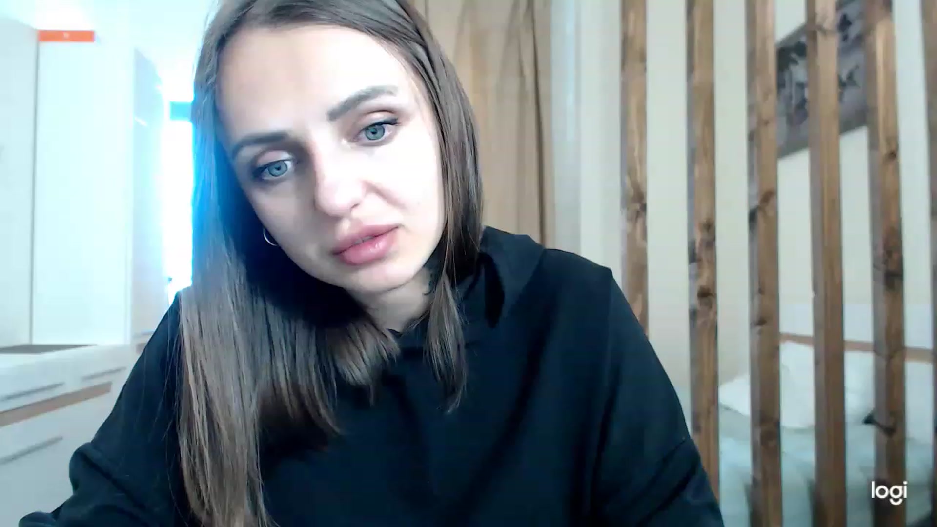 Gallery image thumbnail from CosNia's myfreecams stream on, 03/05/2023, 12:55 image 16 of 20