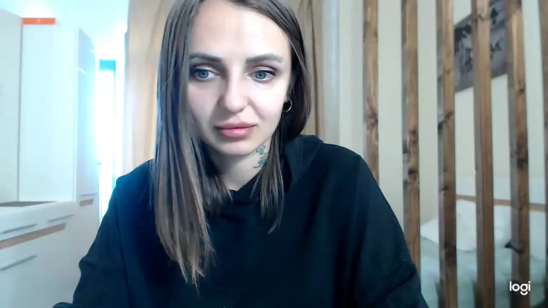 Gallery image thumbnail from CosNia's myfreecams stream on, 03/05/2023, 12:55 image 8 of 20