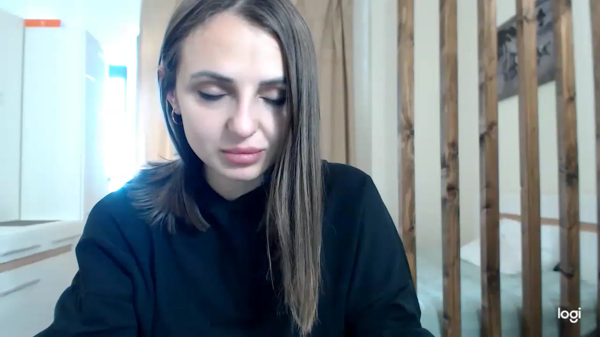Gallery image thumbnail from CosNia's myfreecams stream on, 03/05/2023, 13:46 image 1 of 20
