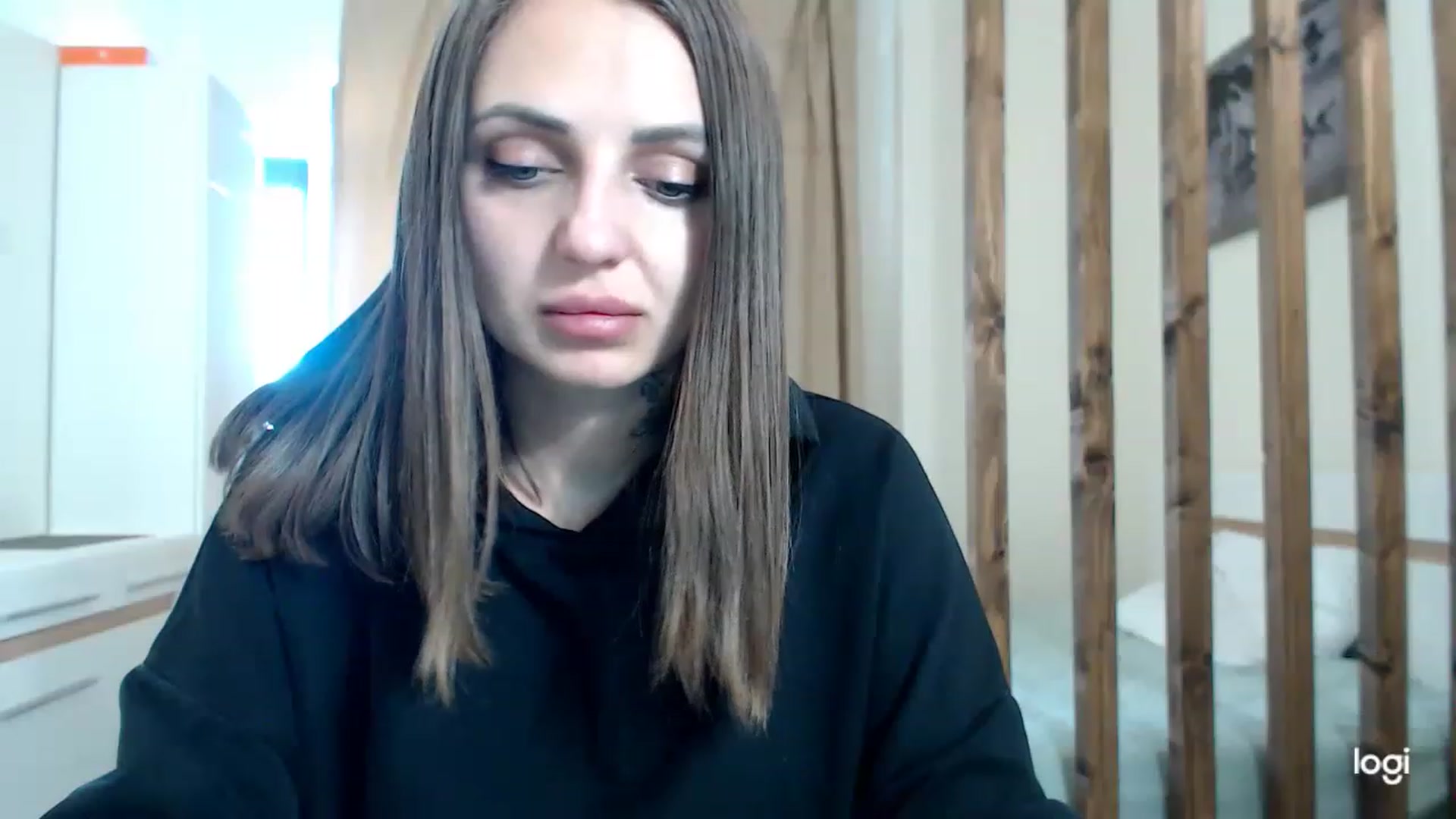 Gallery image thumbnail from CosNia's myfreecams stream on, 03/05/2023, 13:46 image 13 of 20