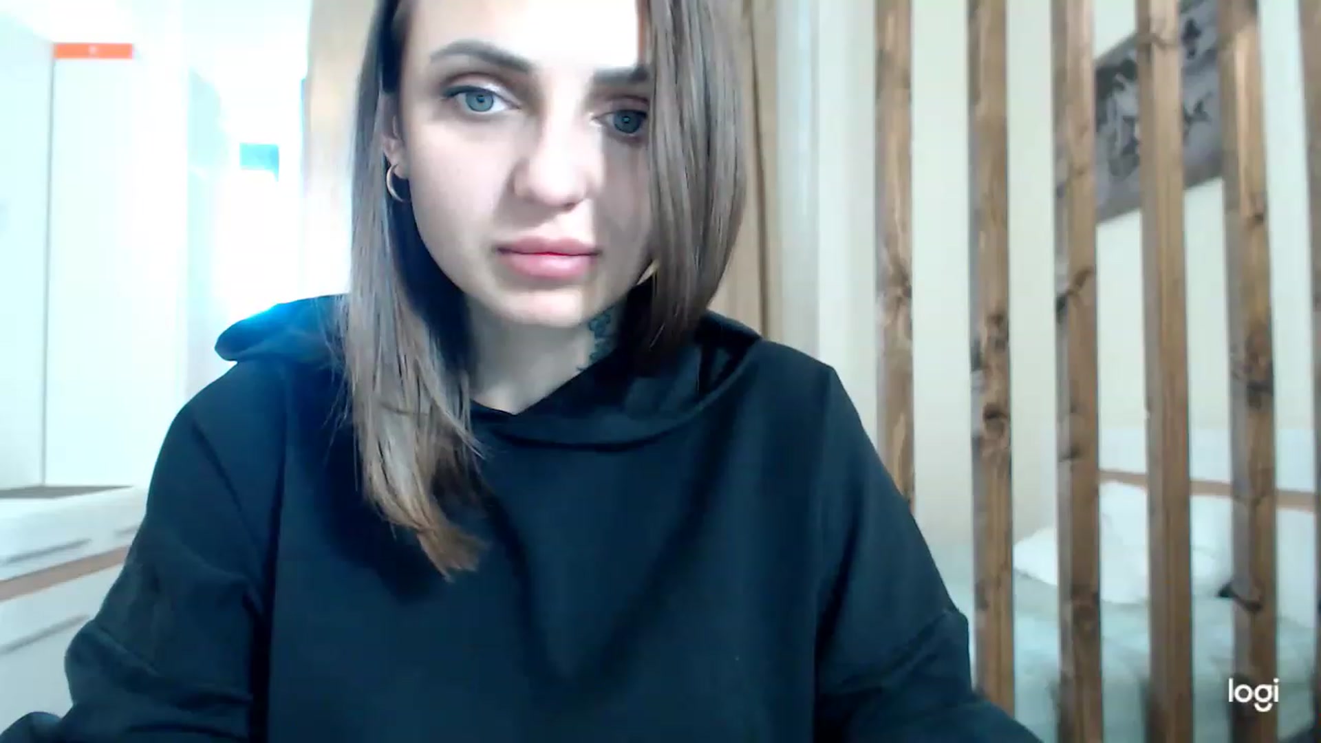Gallery image thumbnail from CosNia's myfreecams stream on, 03/05/2023, 13:46 image 15 of 20