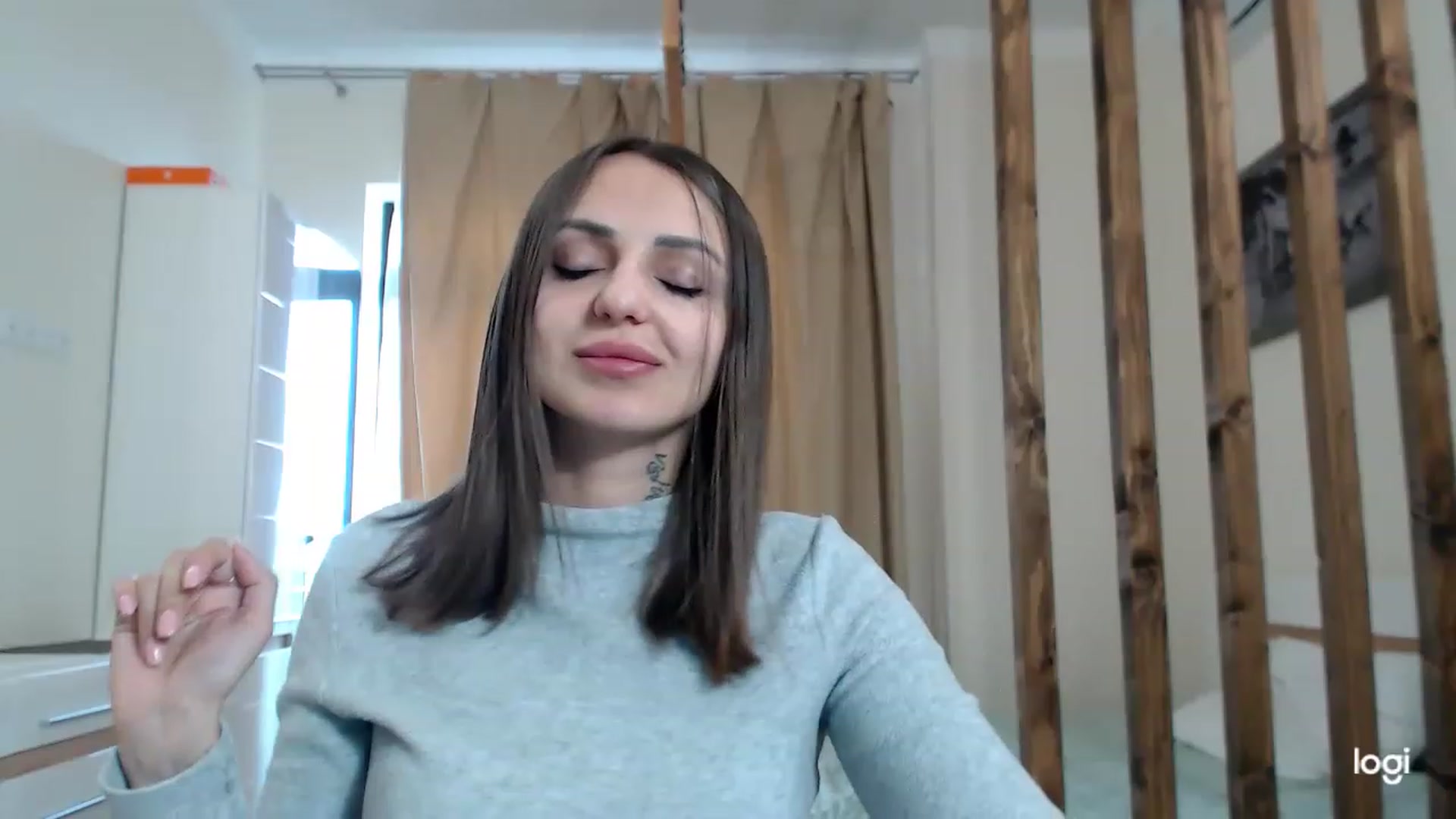 Gallery image thumbnail from CosNia's myfreecams stream on, 03/06/2023, 12:22 image 15 of 20