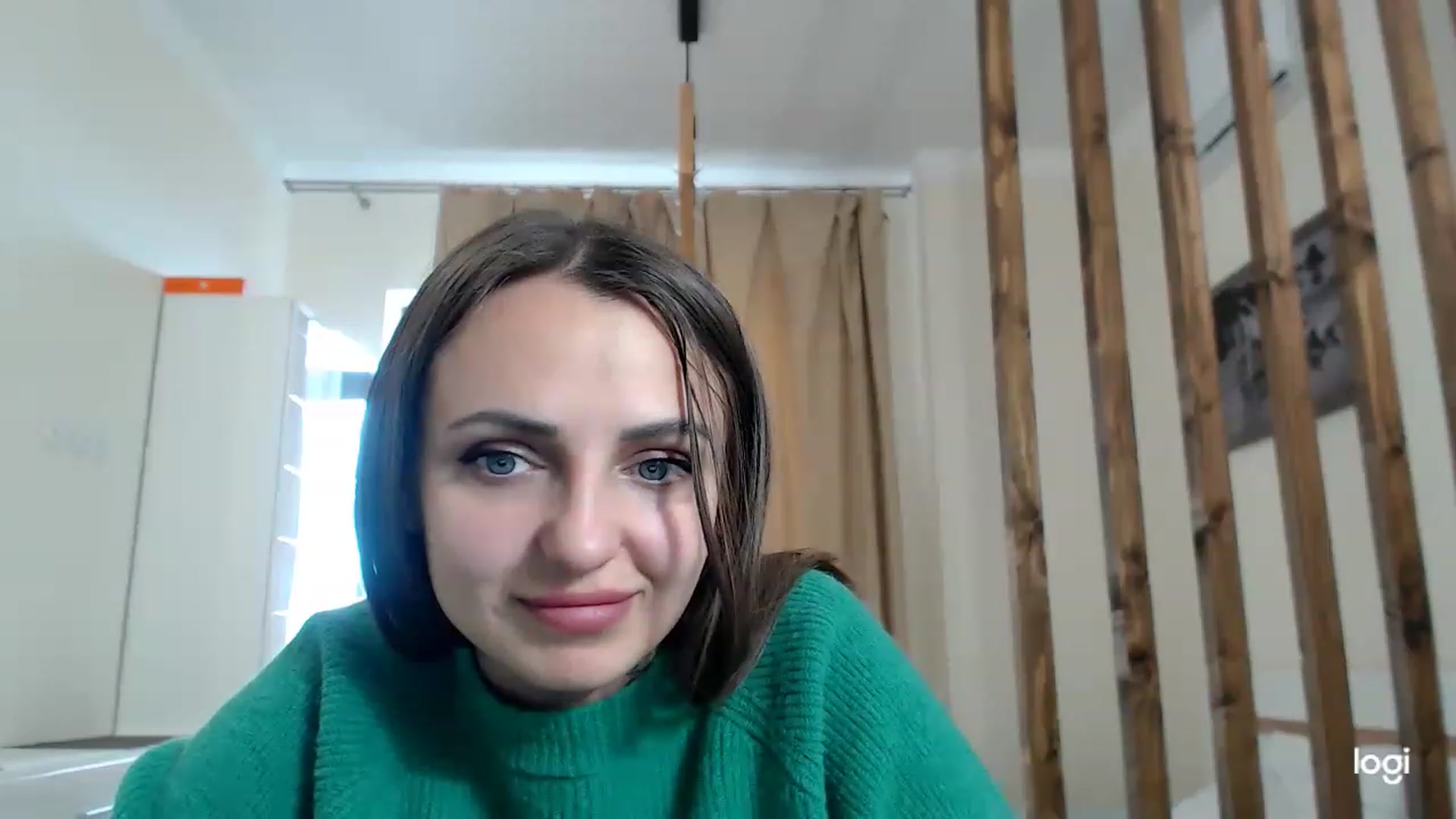 Gallery image thumbnail from CosNia's myfreecams stream on, 03/07/2023, 09:09 image 15 of 20