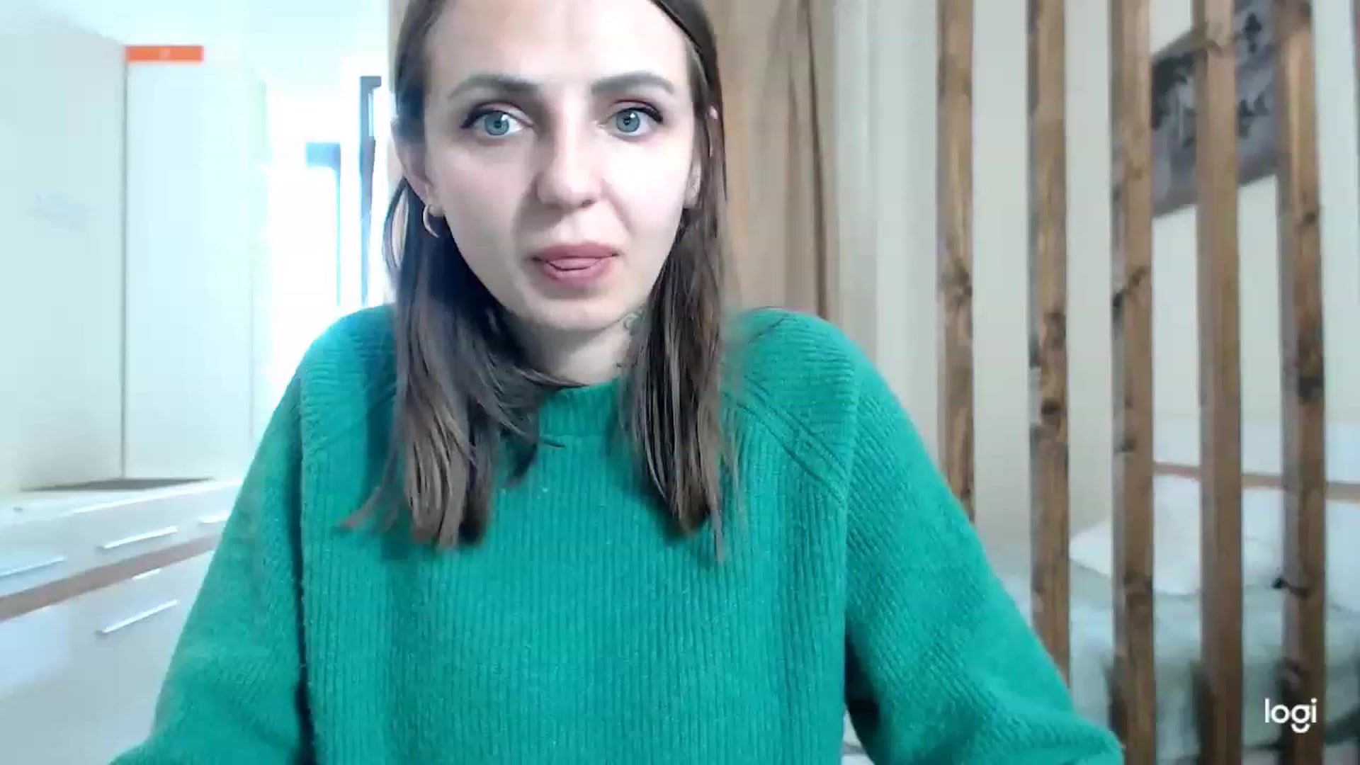 Gallery image thumbnail from CosNia's myfreecams stream on, 03/07/2023, 11:27 image 13 of 20