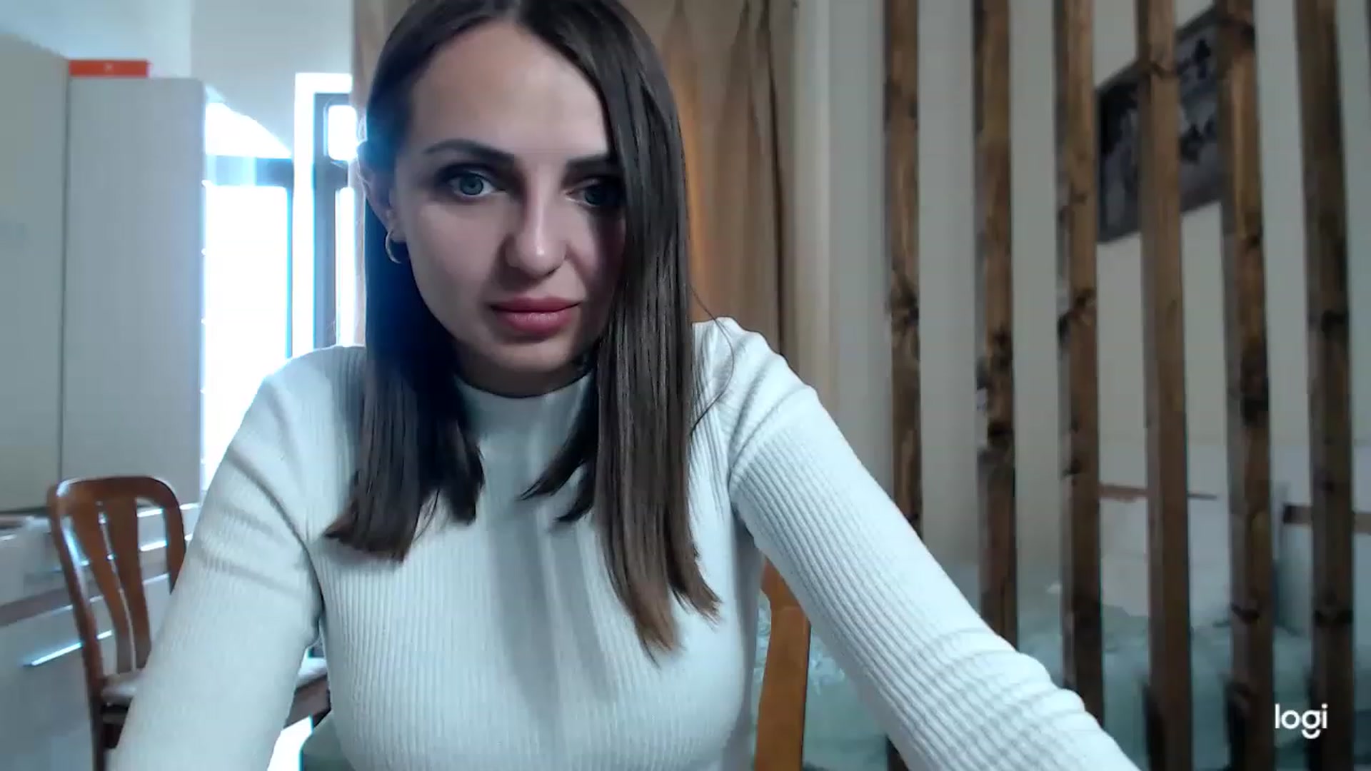 Gallery image thumbnail from CosNia's myfreecams stream on, 03/09/2023, 11:15 image 3 of 20