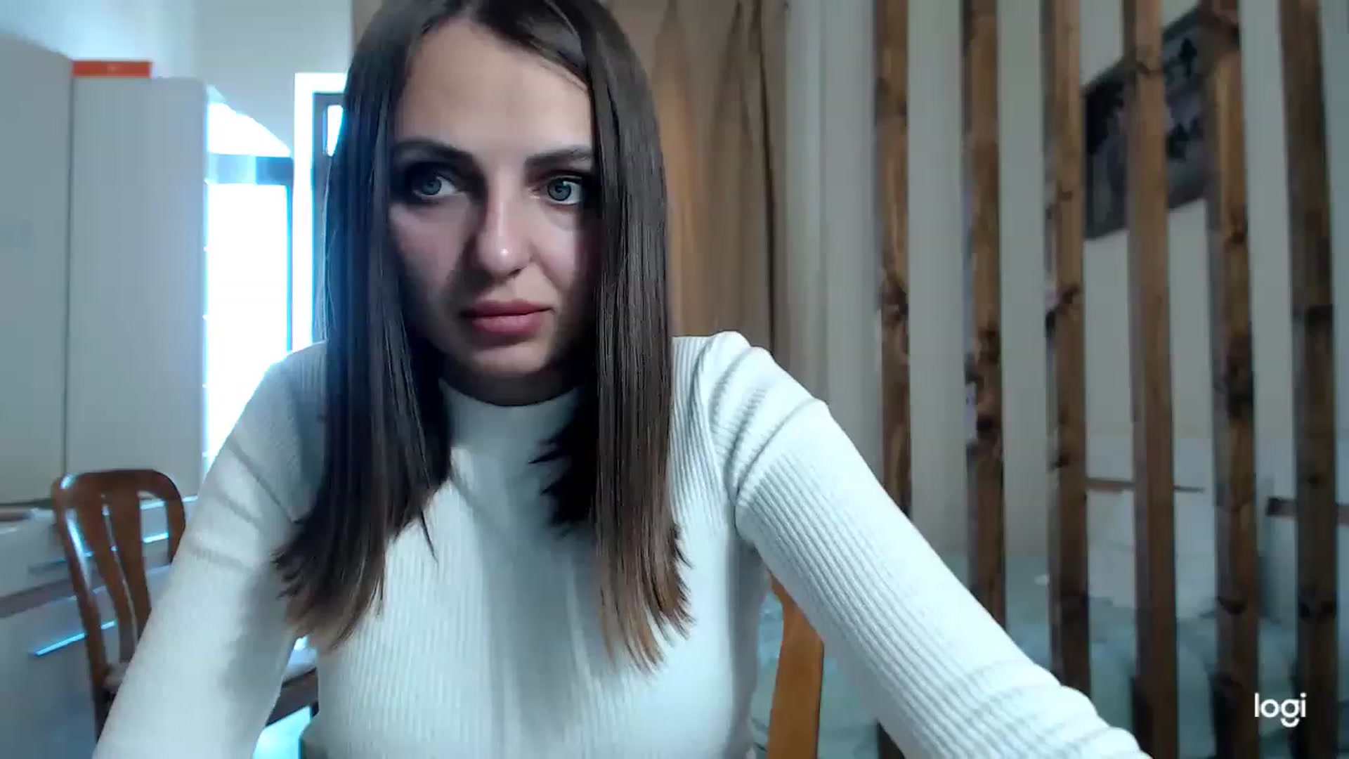 Gallery image thumbnail from CosNia's myfreecams stream on, 03/09/2023, 11:15 image 16 of 20