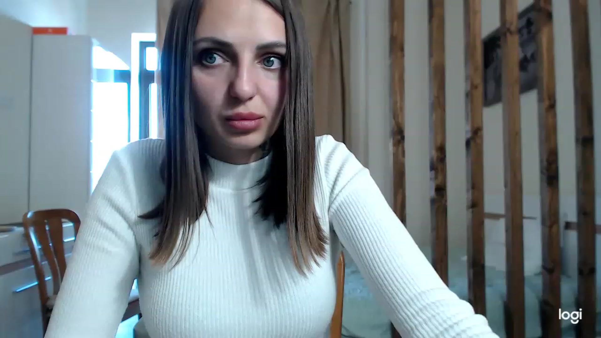 Gallery image thumbnail from CosNia's myfreecams stream on, 03/09/2023, 11:15 image 18 of 20