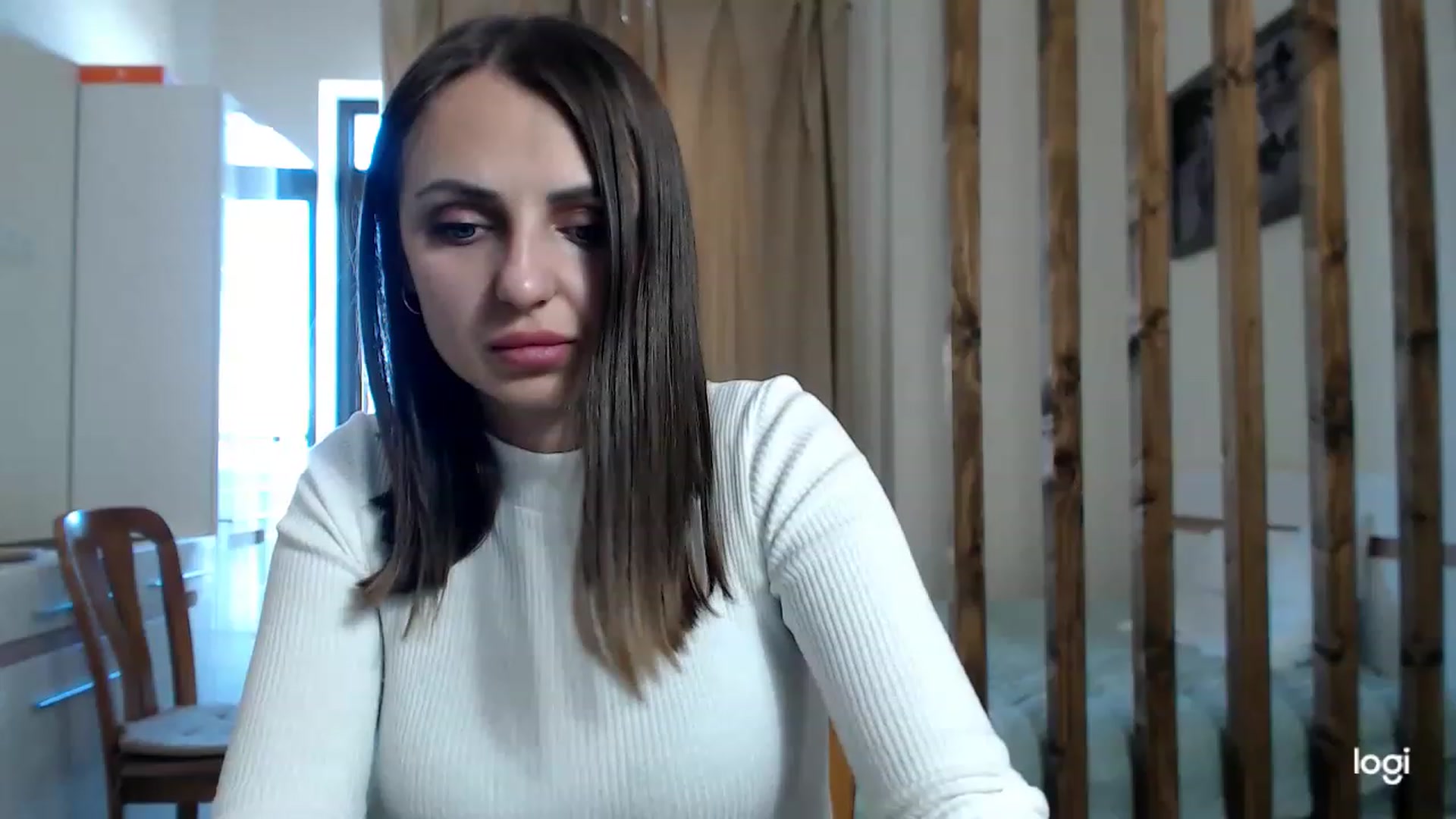 Gallery image thumbnail from CosNia's myfreecams stream on, 03/09/2023, 12:43 image 5 of 20