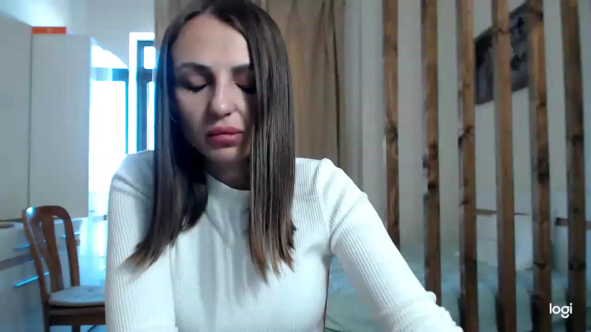 Gallery image thumbnail from CosNia's myfreecams stream on, 03/09/2023, 12:43 image 2 of 20