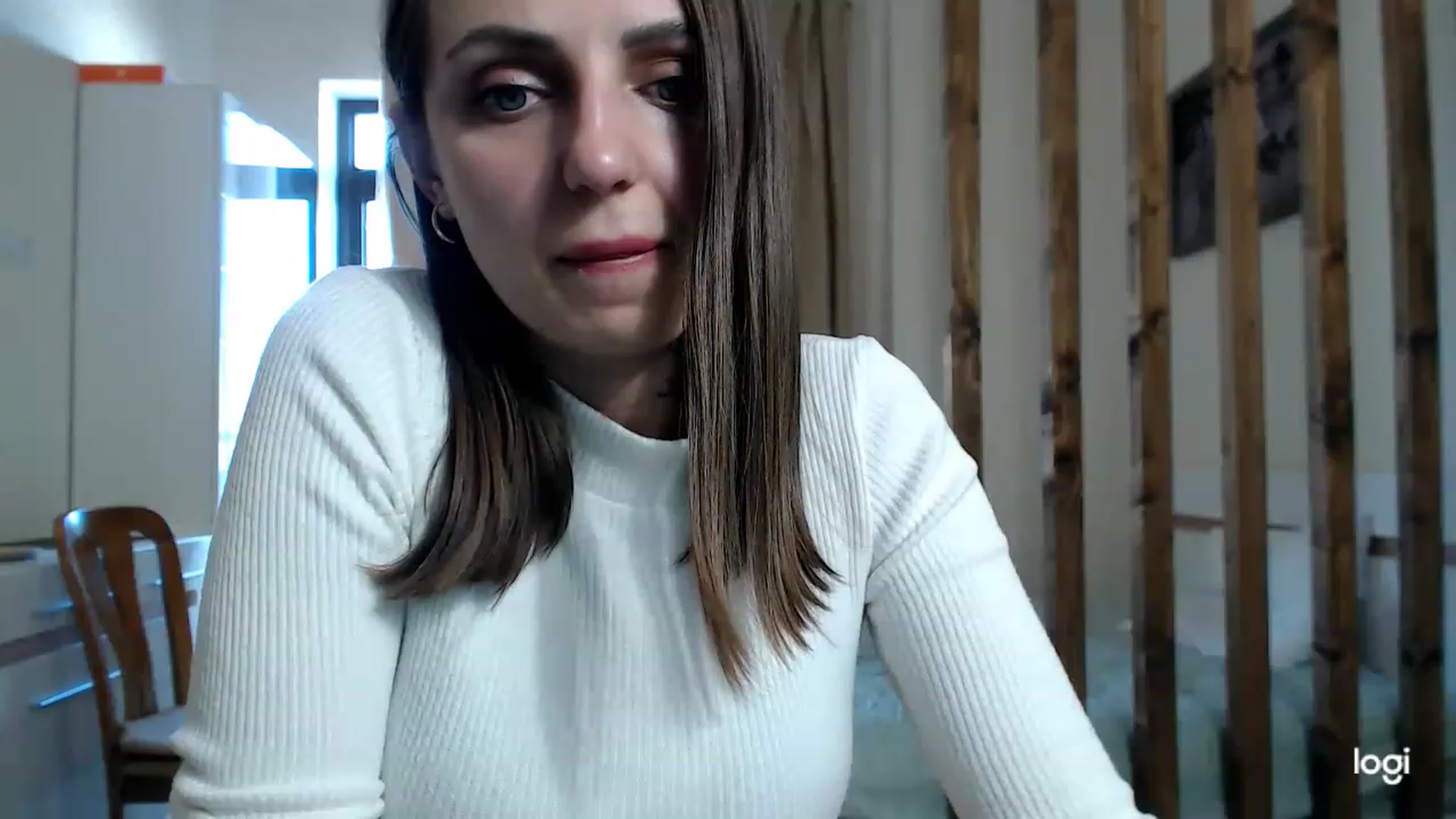 Gallery image thumbnail from CosNia's myfreecams stream on, 03/09/2023, 13:37 image 13 of 20