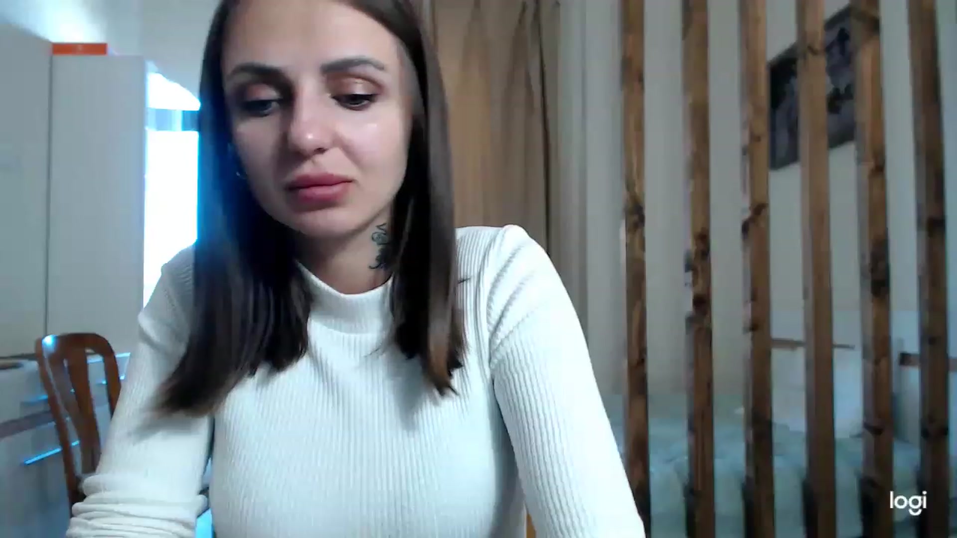 Gallery image thumbnail from CosNia's myfreecams stream on, 03/09/2023, 13:37 image 10 of 20
