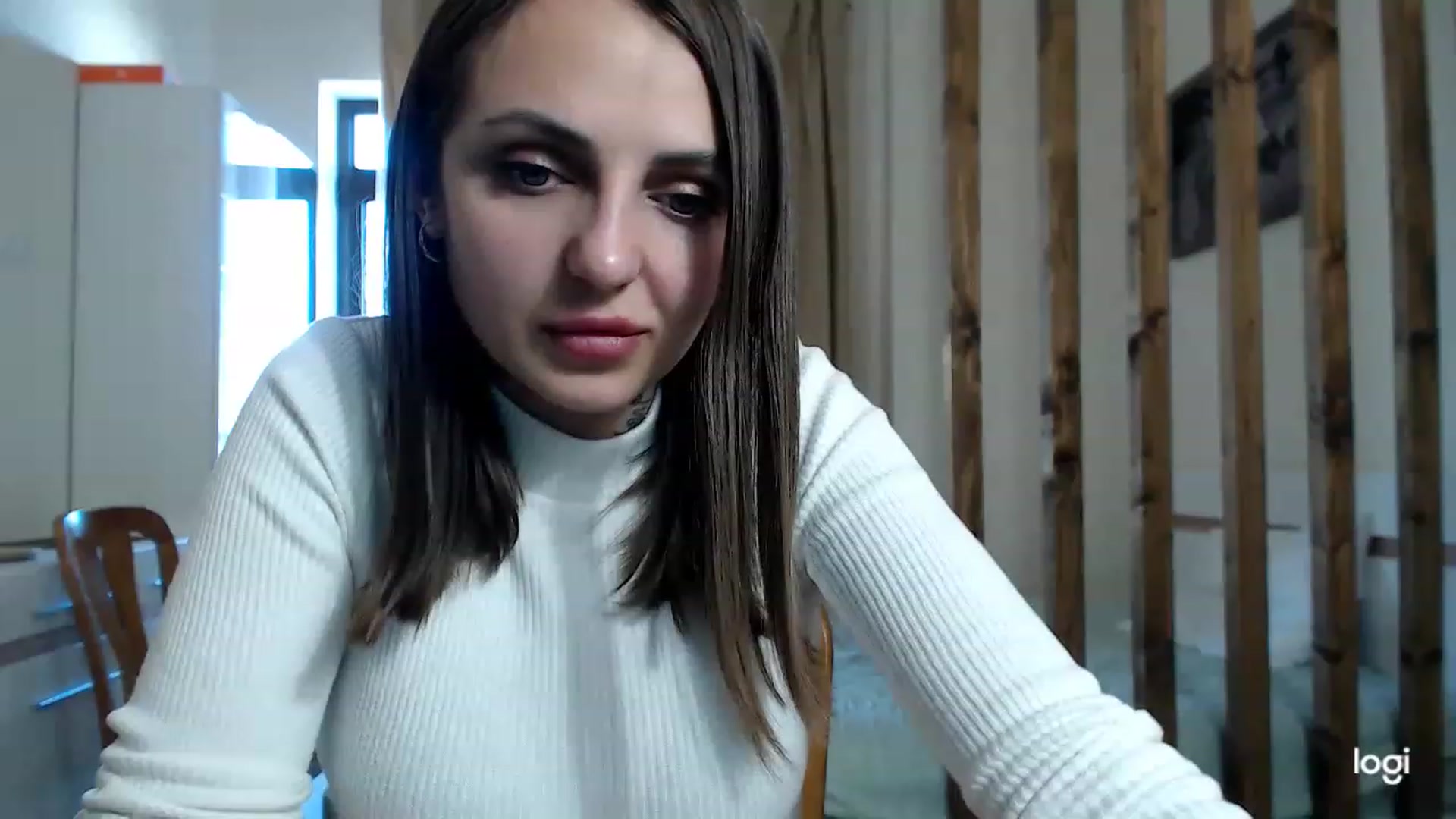 Gallery image thumbnail from CosNia's myfreecams stream on, 03/09/2023, 13:37 image 8 of 20