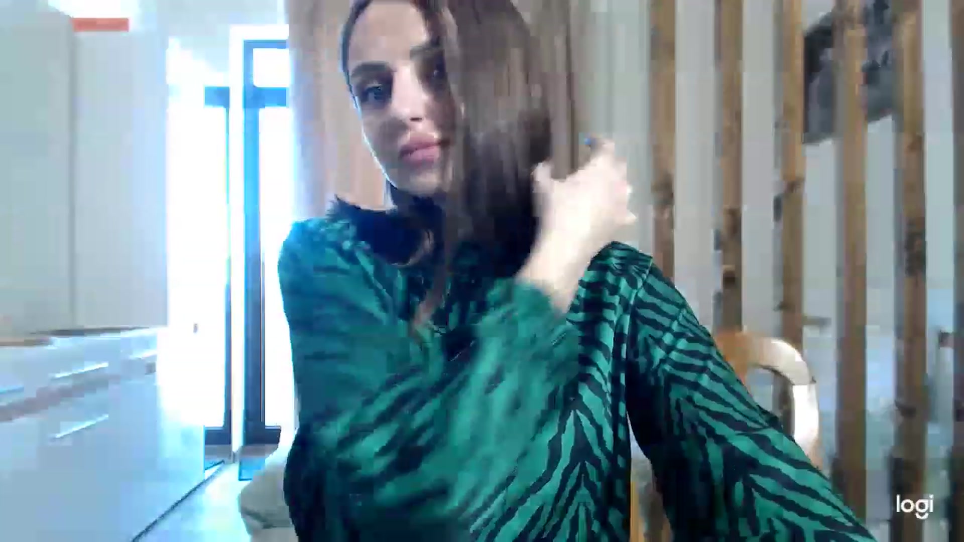 Gallery image thumbnail from CosNia's myfreecams stream on, 03/10/2023, 11:46 image 10 of 20