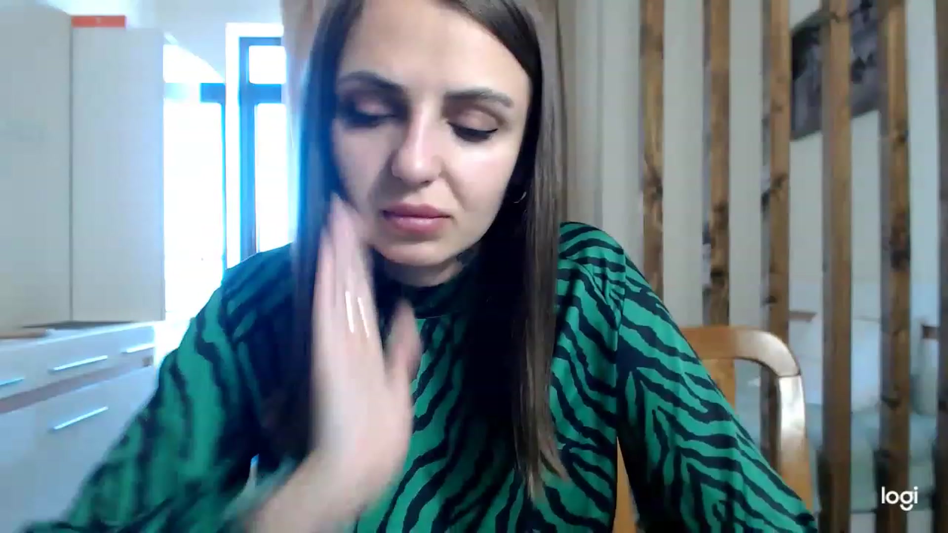 Gallery image thumbnail from CosNia's myfreecams stream on, 03/10/2023, 11:46 image 2 of 20