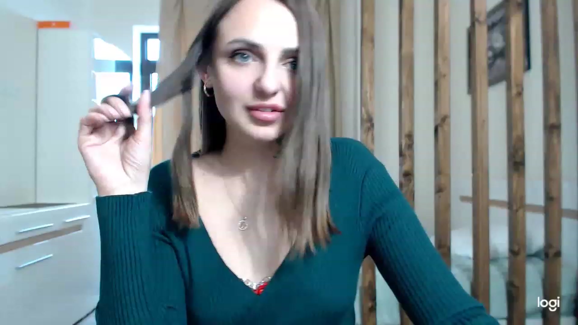 Gallery image thumbnail from CosNia's myfreecams stream on, 03/11/2023, 11:58 image 10 of 20
