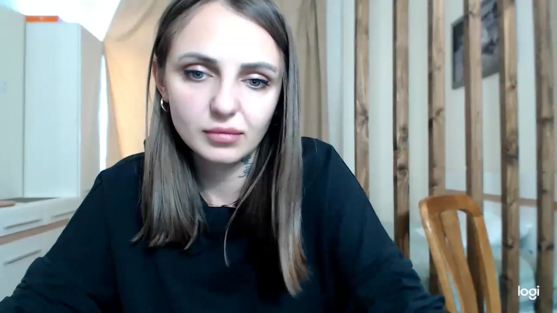 Gallery image thumbnail from CosNia's myfreecams stream on, 03/12/2023, 13:25 image 10 of 20