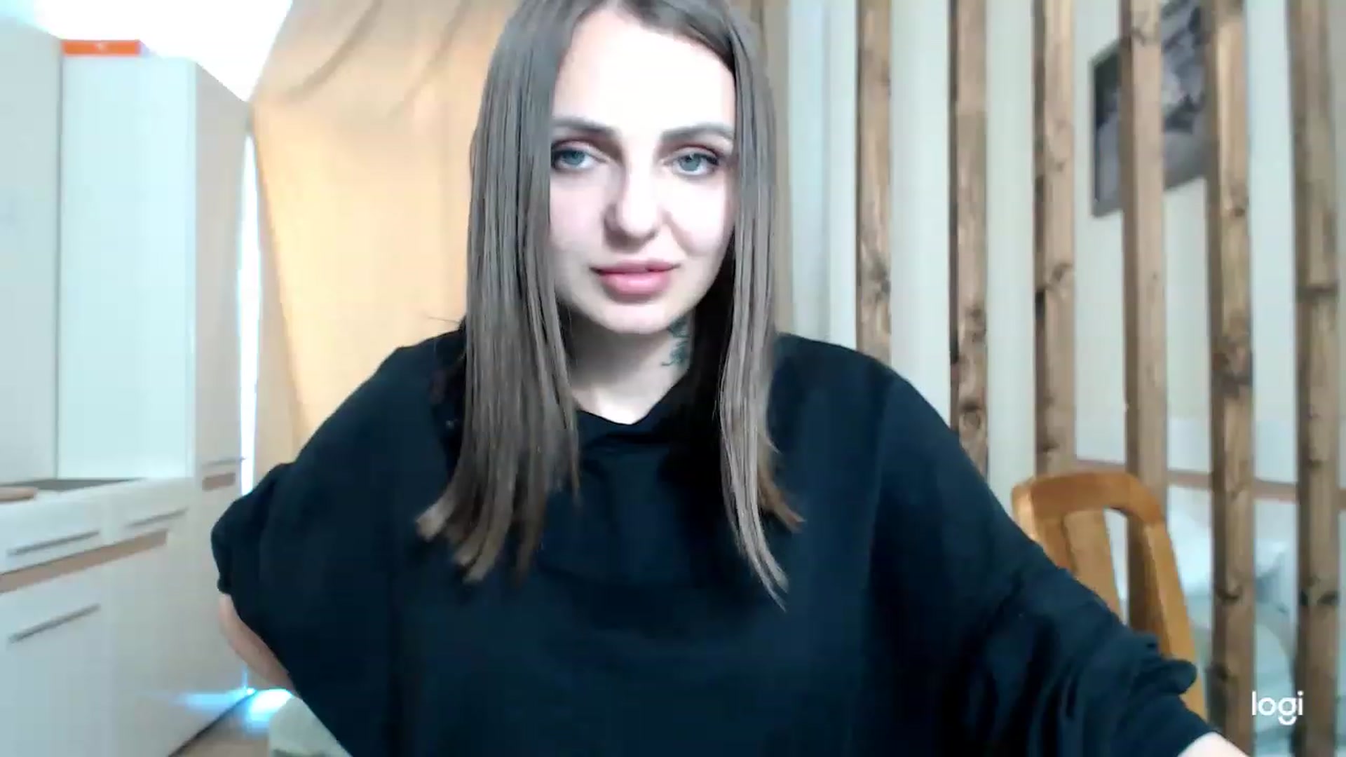 Gallery image thumbnail from CosNia's myfreecams stream on, 03/12/2023, 13:25 image 15 of 20