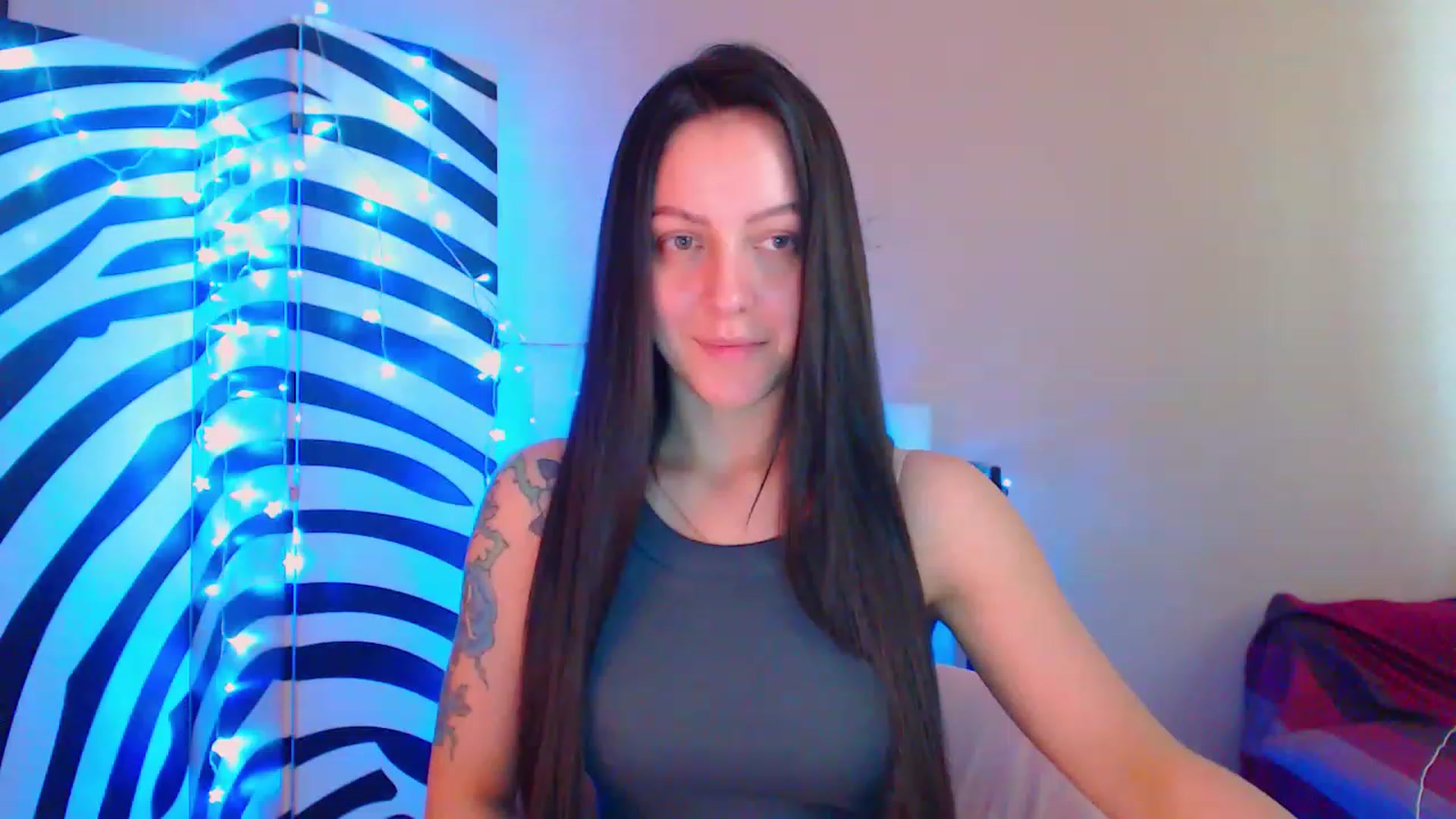 Gallery image thumbnail from Cos_Sexy's myfreecams stream on, 06/01/2023, 13:27 image 15 of 20