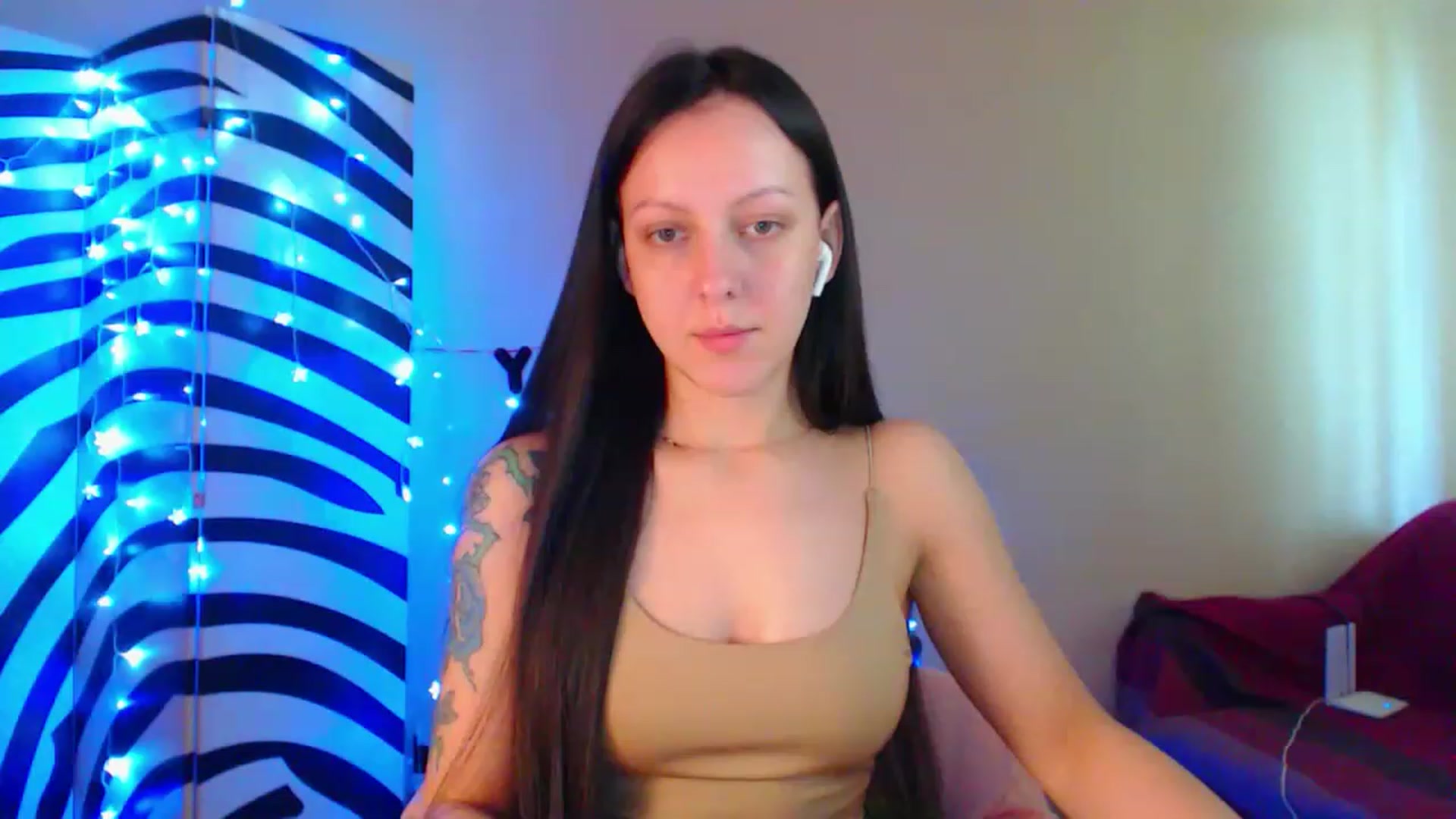 Gallery image thumbnail from Cos_Sexy's myfreecams stream on, 06/02/2023, 13:39 image 3 of 20