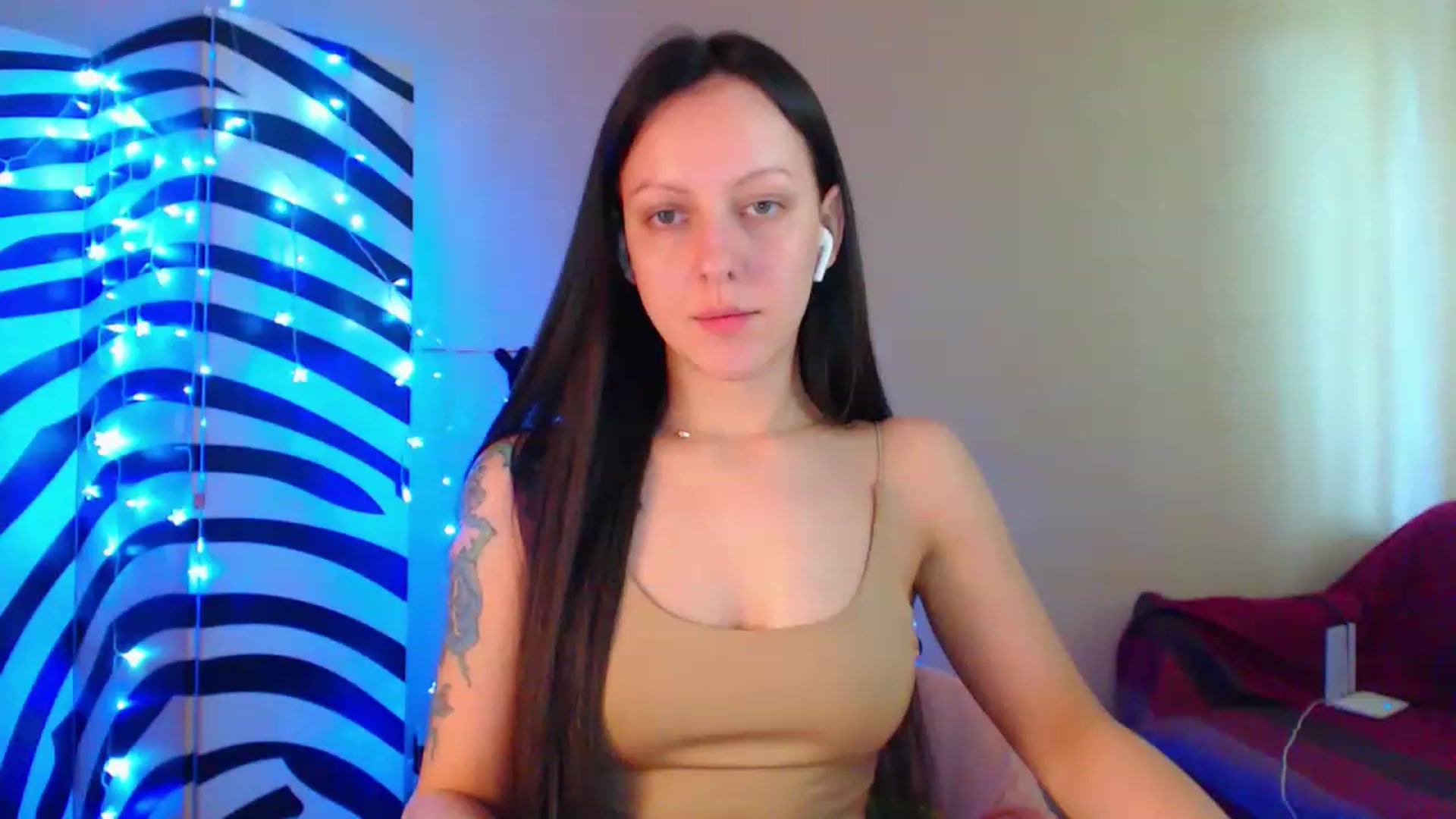 Gallery image thumbnail from Cos_Sexy's myfreecams stream on, 06/02/2023, 13:39 image 5 of 20