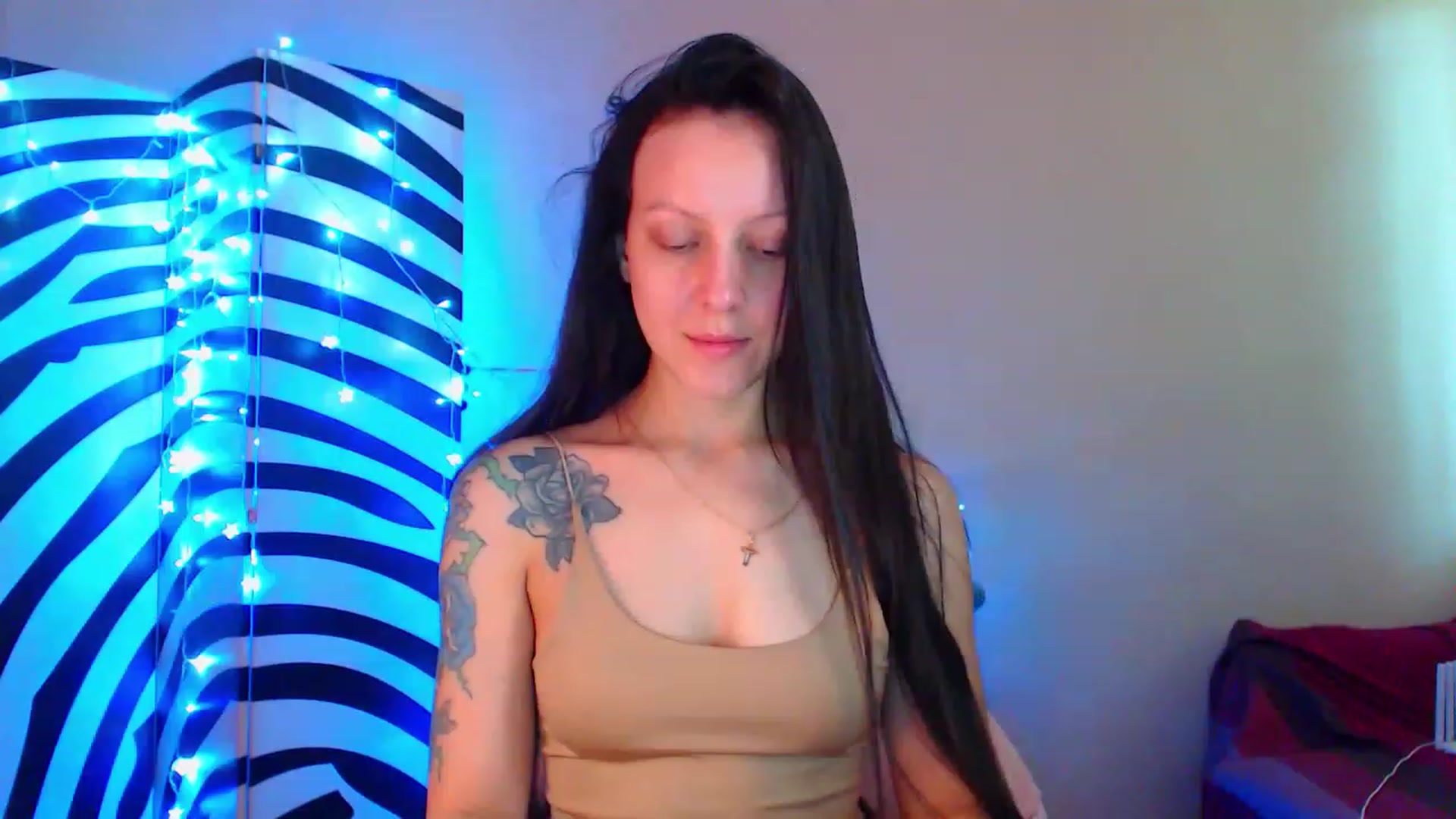 Gallery image thumbnail from Cos_Sexy's myfreecams stream on, 06/05/2023, 11:14 image 11 of 20