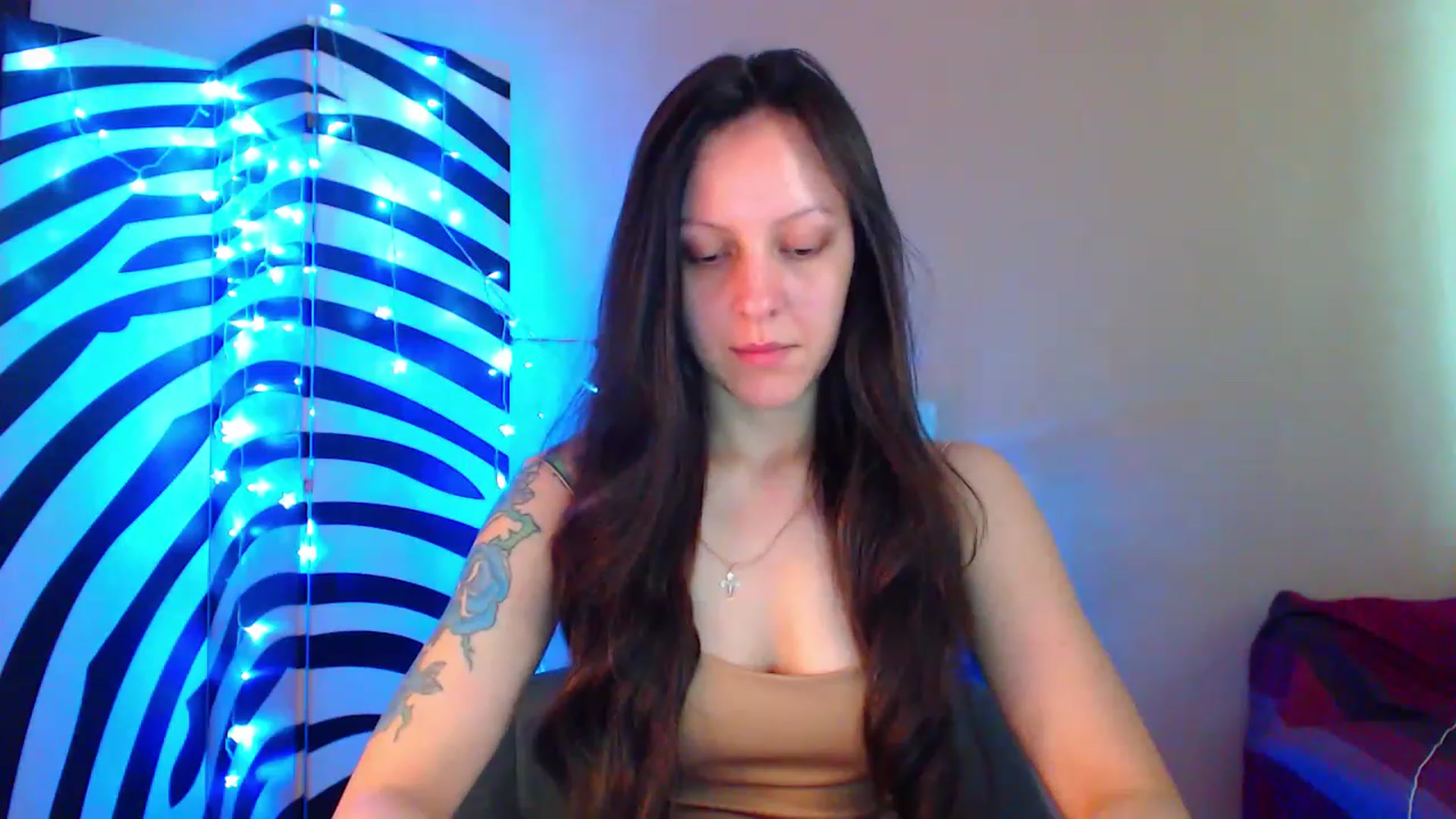 Gallery image thumbnail from Cos_Sexy's myfreecams stream on, 06/06/2023, 09:38 image 5 of 20