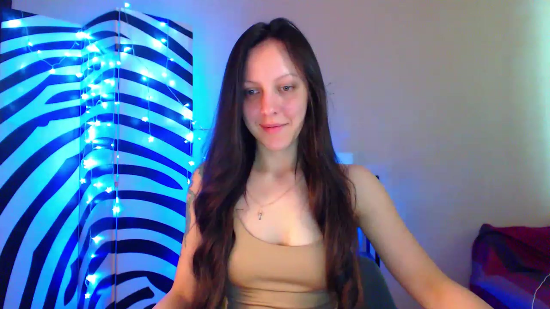 Gallery image thumbnail from Cos_Sexy's myfreecams stream on, 06/06/2023, 09:38 image 9 of 20