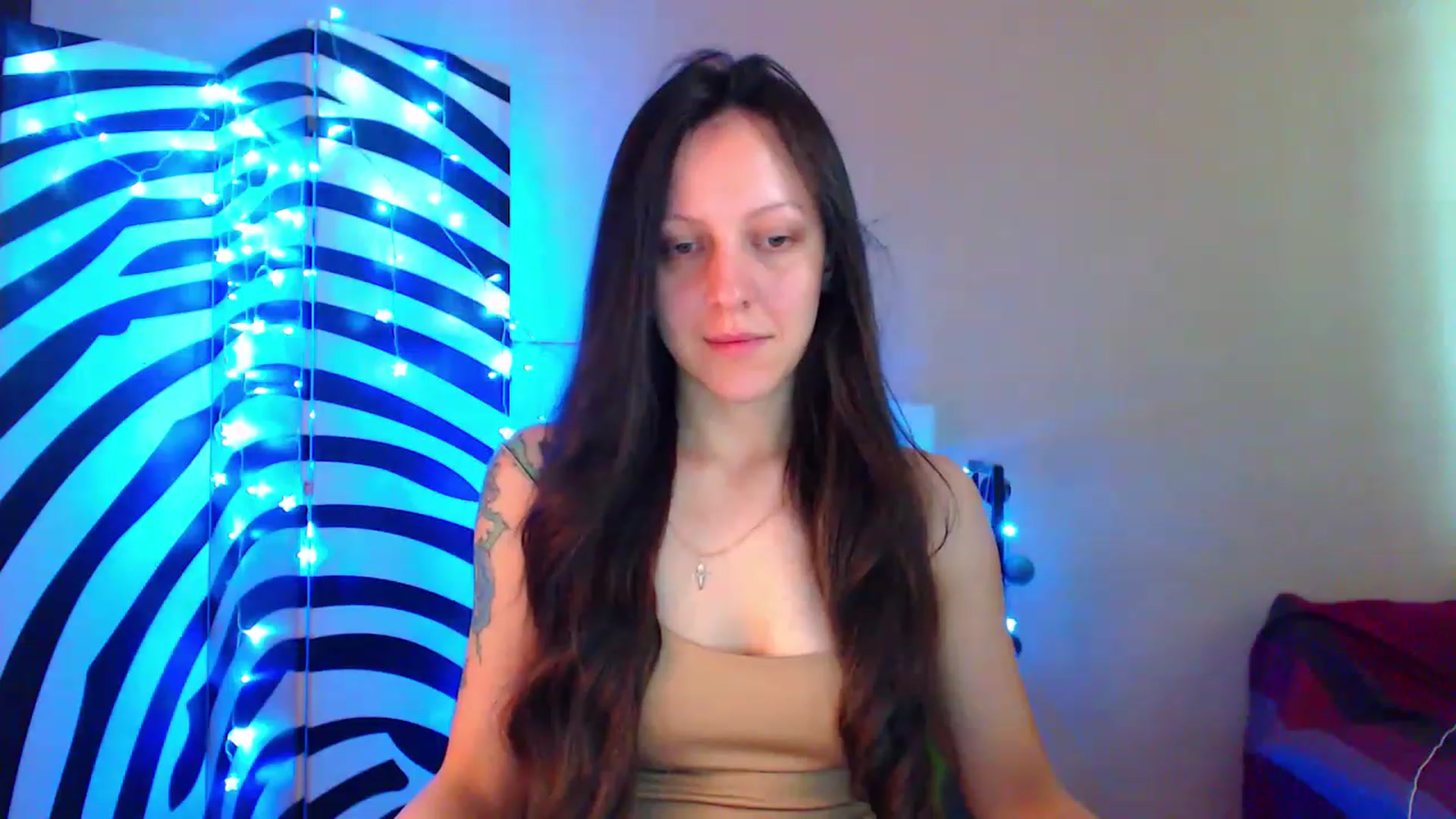 Gallery image thumbnail from Cos_Sexy's myfreecams stream on, 06/06/2023, 09:38 image 3 of 20