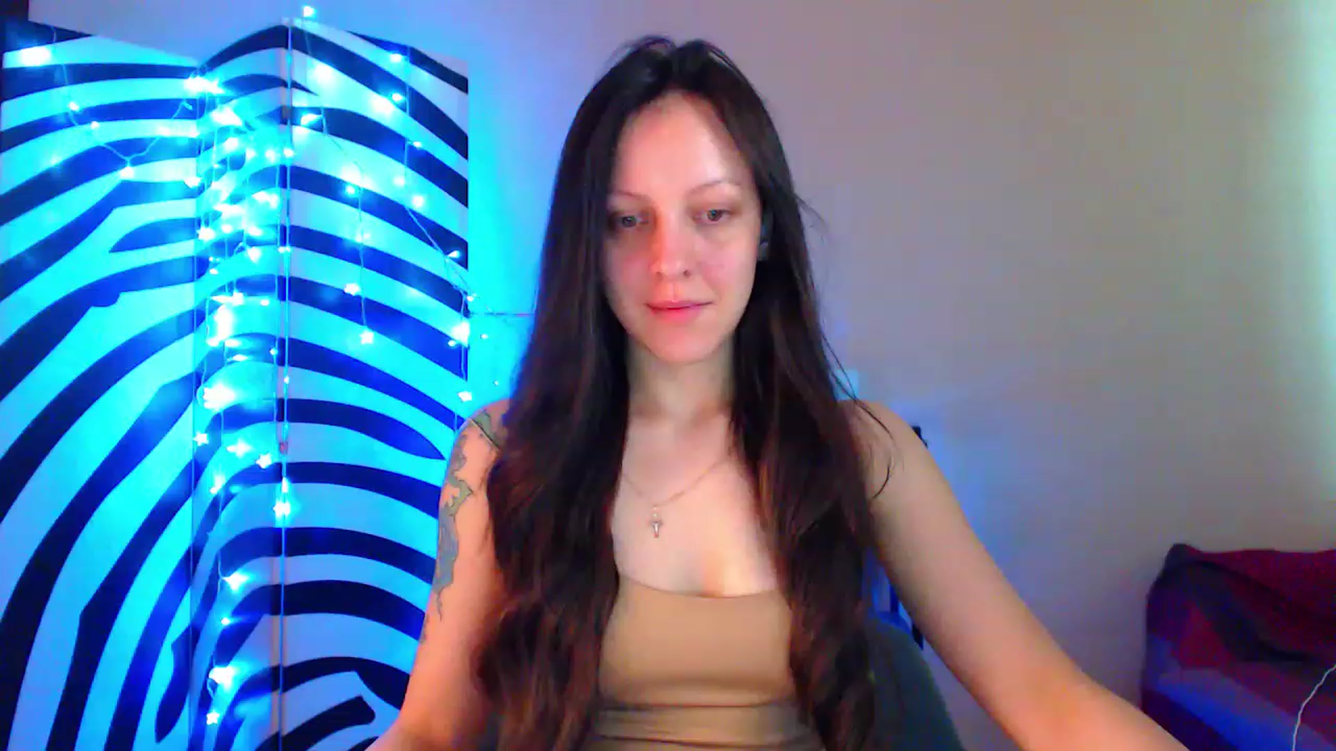 Gallery image thumbnail from Cos_Sexy's myfreecams stream on, 06/06/2023, 09:38 image 1 of 20