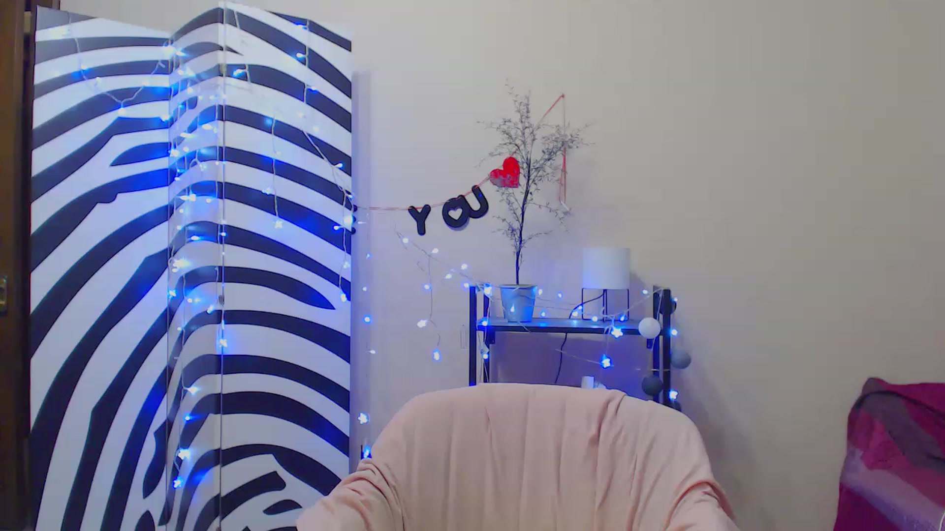 Gallery image thumbnail from Cos_Sexy's myfreecams stream on, 06/07/2023, 13:09 image 14 of 20