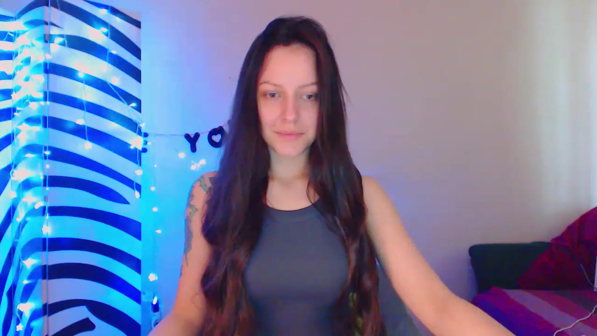Gallery image thumbnail from Cos_Sexy's myfreecams stream on, 06/14/2023, 10:34 image 14 of 20