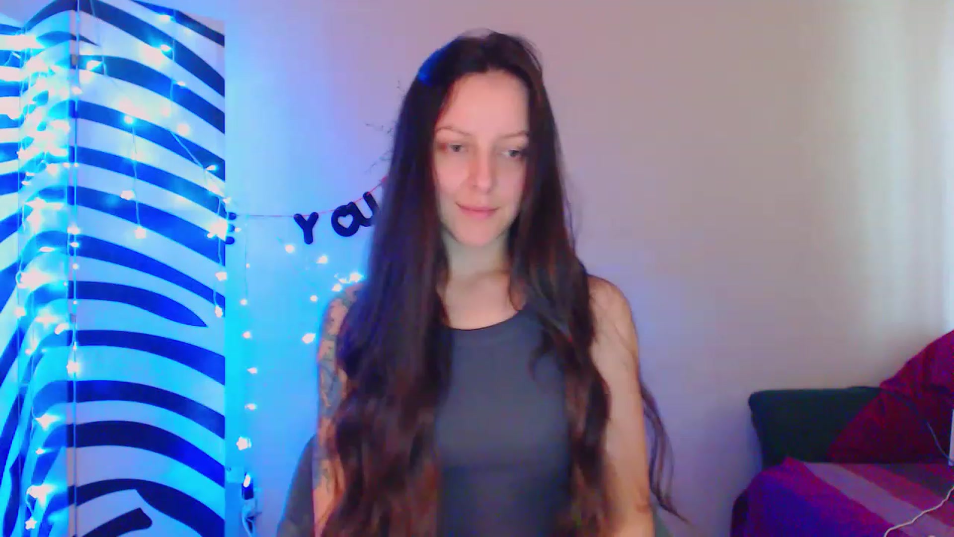 Gallery image thumbnail from Cos_Sexy's myfreecams stream on, 06/14/2023, 10:34 image 19 of 20