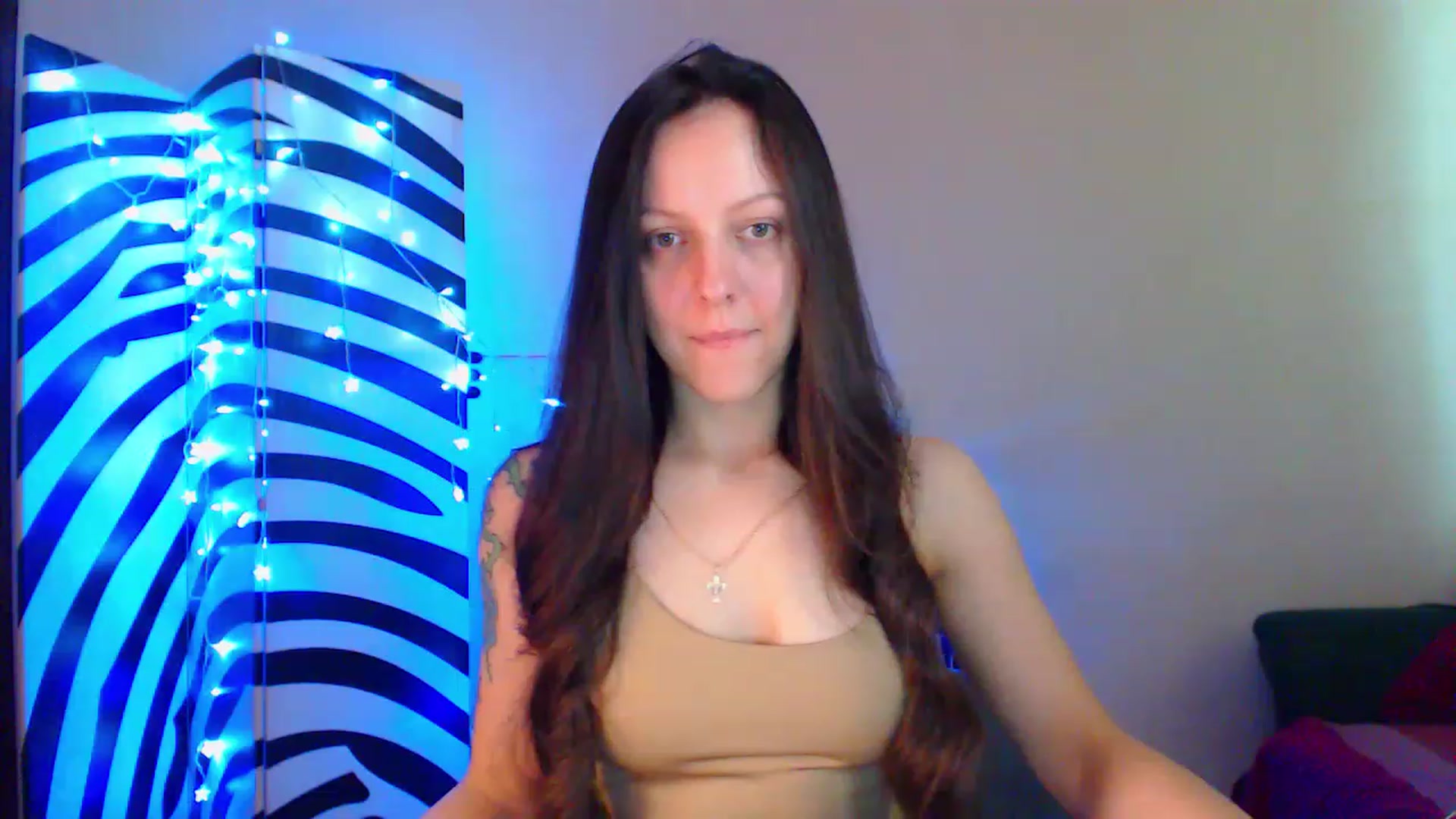 Gallery image thumbnail from Cos_Sexy's myfreecams stream on, 06/16/2023, 11:26 image 8 of 20