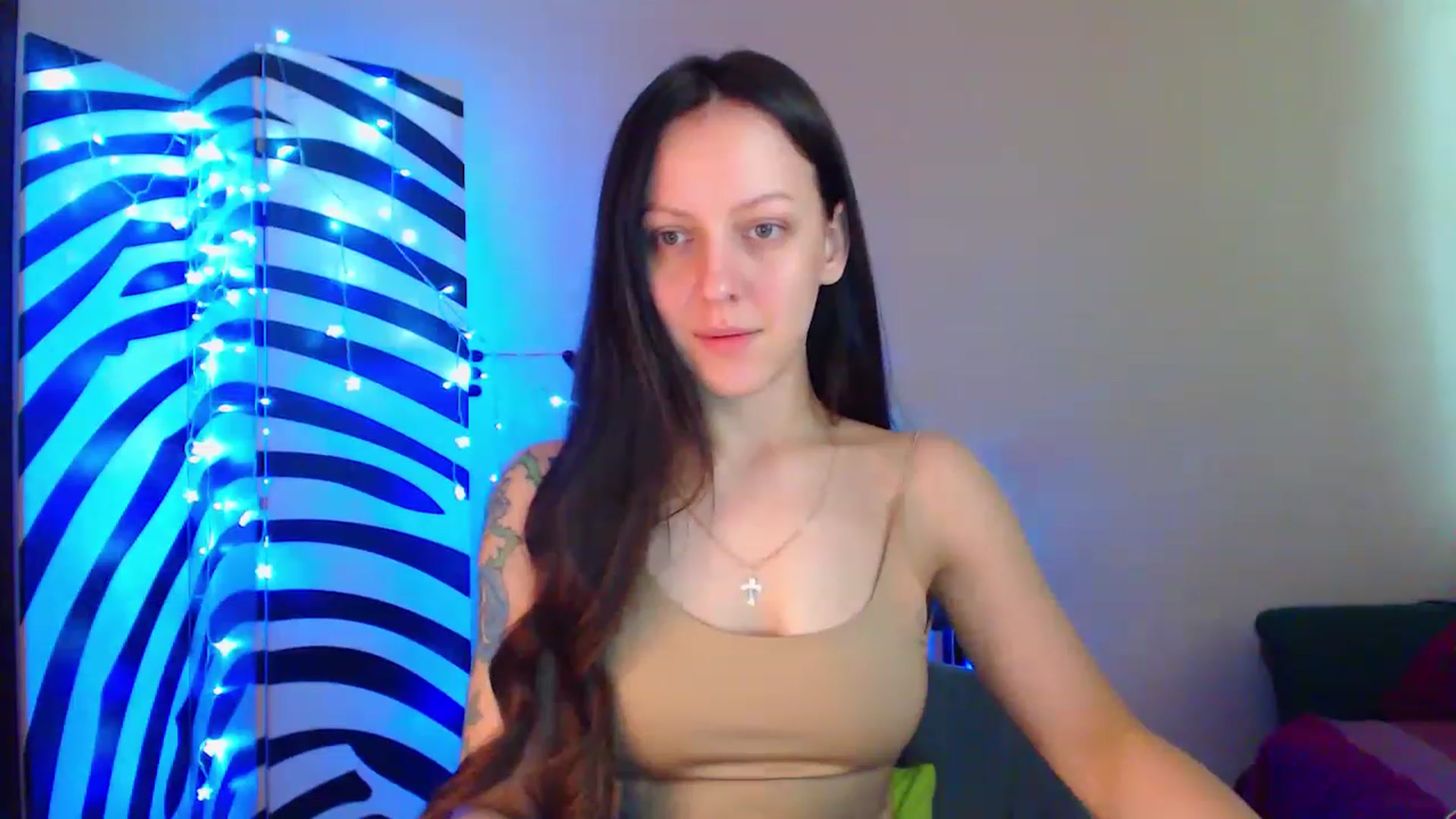 Gallery image thumbnail from Cos_Sexy's myfreecams stream on, 06/16/2023, 11:26 image 3 of 20