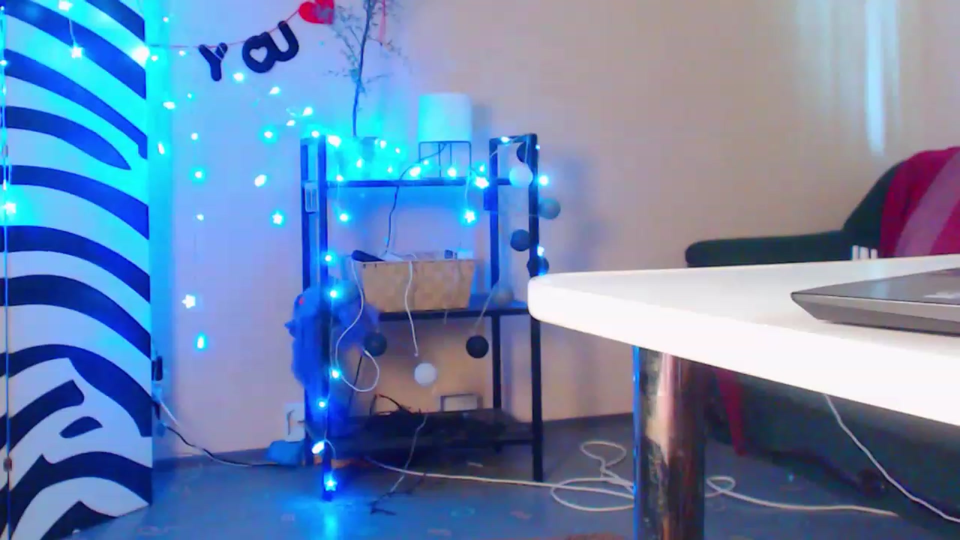 Gallery image thumbnail from Cos_Sexy's myfreecams stream on, 06/19/2023, 12:27 image 5 of 20
