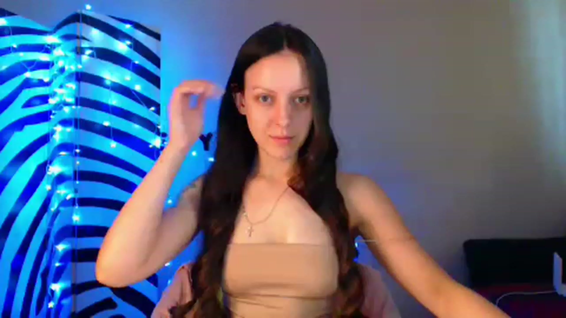 Gallery image thumbnail from Cos_Sexy's myfreecams stream on, 06/22/2023, 11:00 image 1 of 20