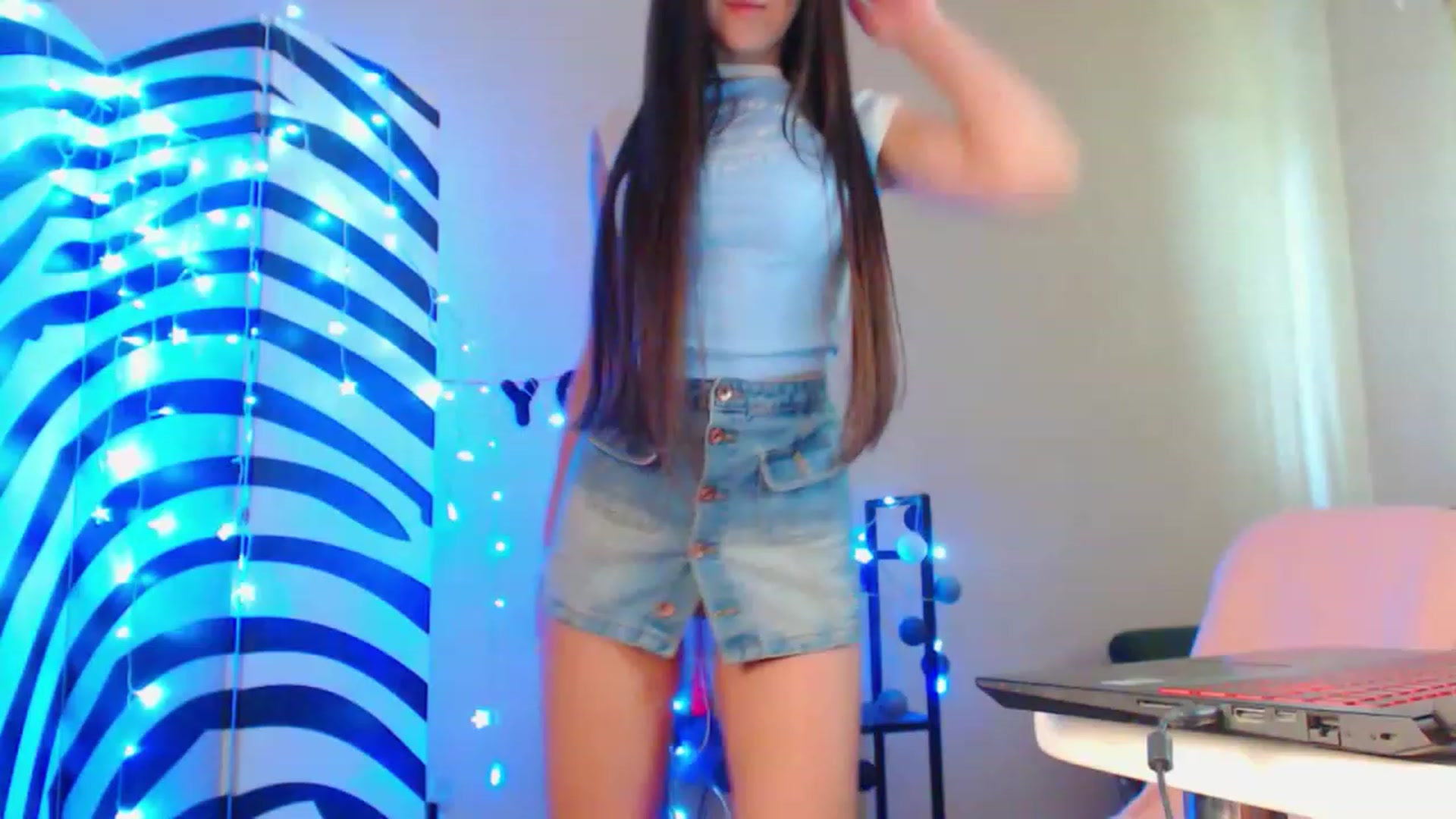 Gallery image thumbnail from Cos_Sexy's myfreecams stream on, 06/27/2023, 11:41 image 1 of 20