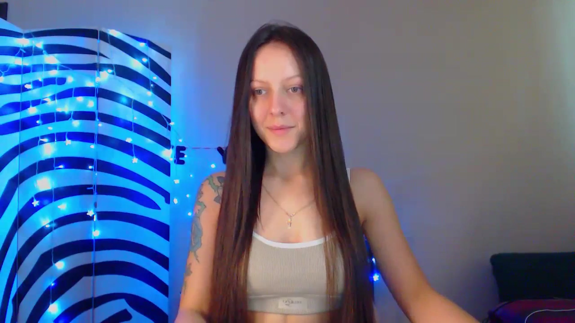 Gallery image thumbnail from Cos_Sexy's myfreecams stream on, 07/03/2023, 11:01 image 6 of 20