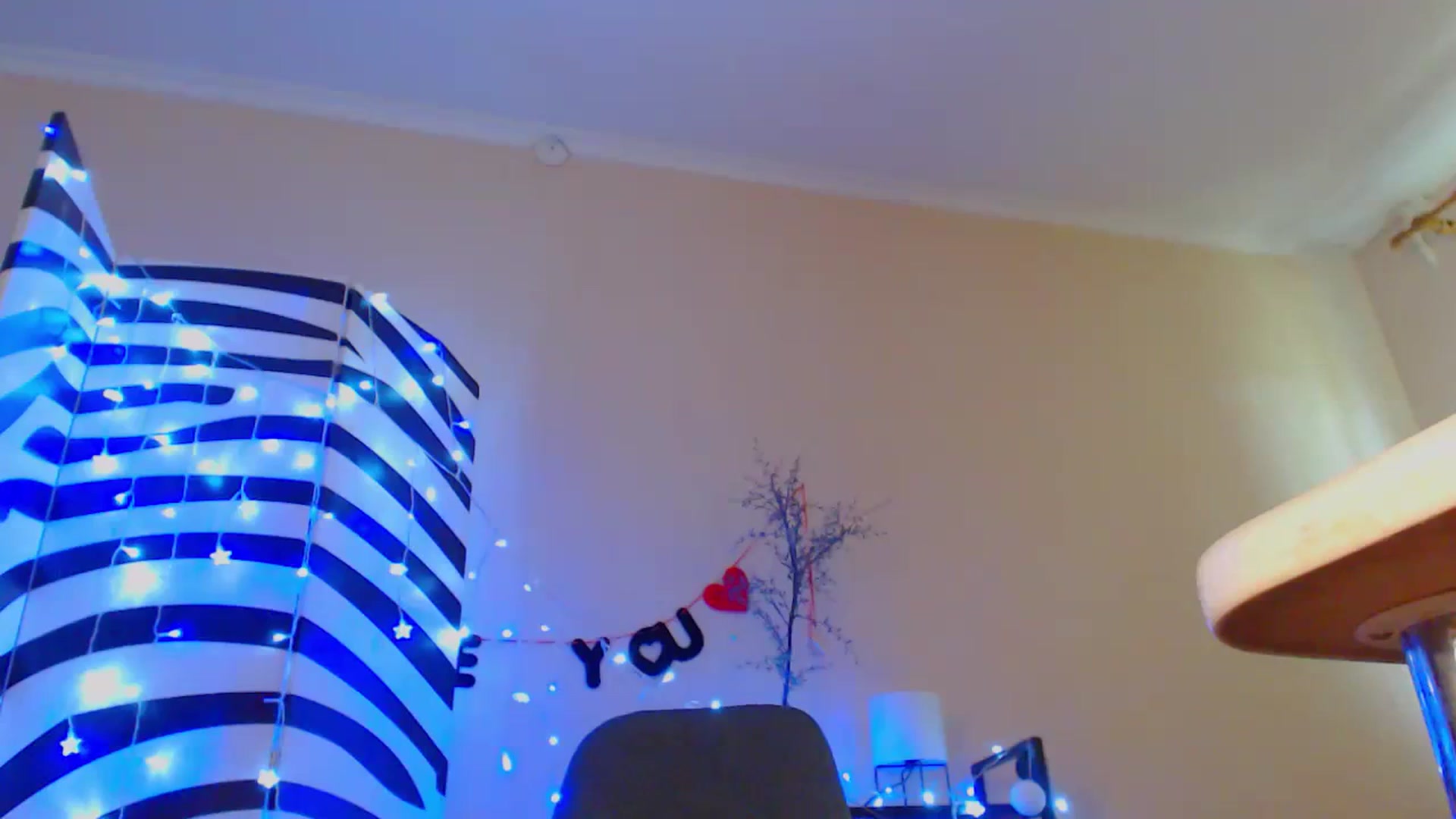 Gallery image thumbnail from Cos_Sexy's myfreecams stream on, 07/03/2023, 13:06 image 6 of 20