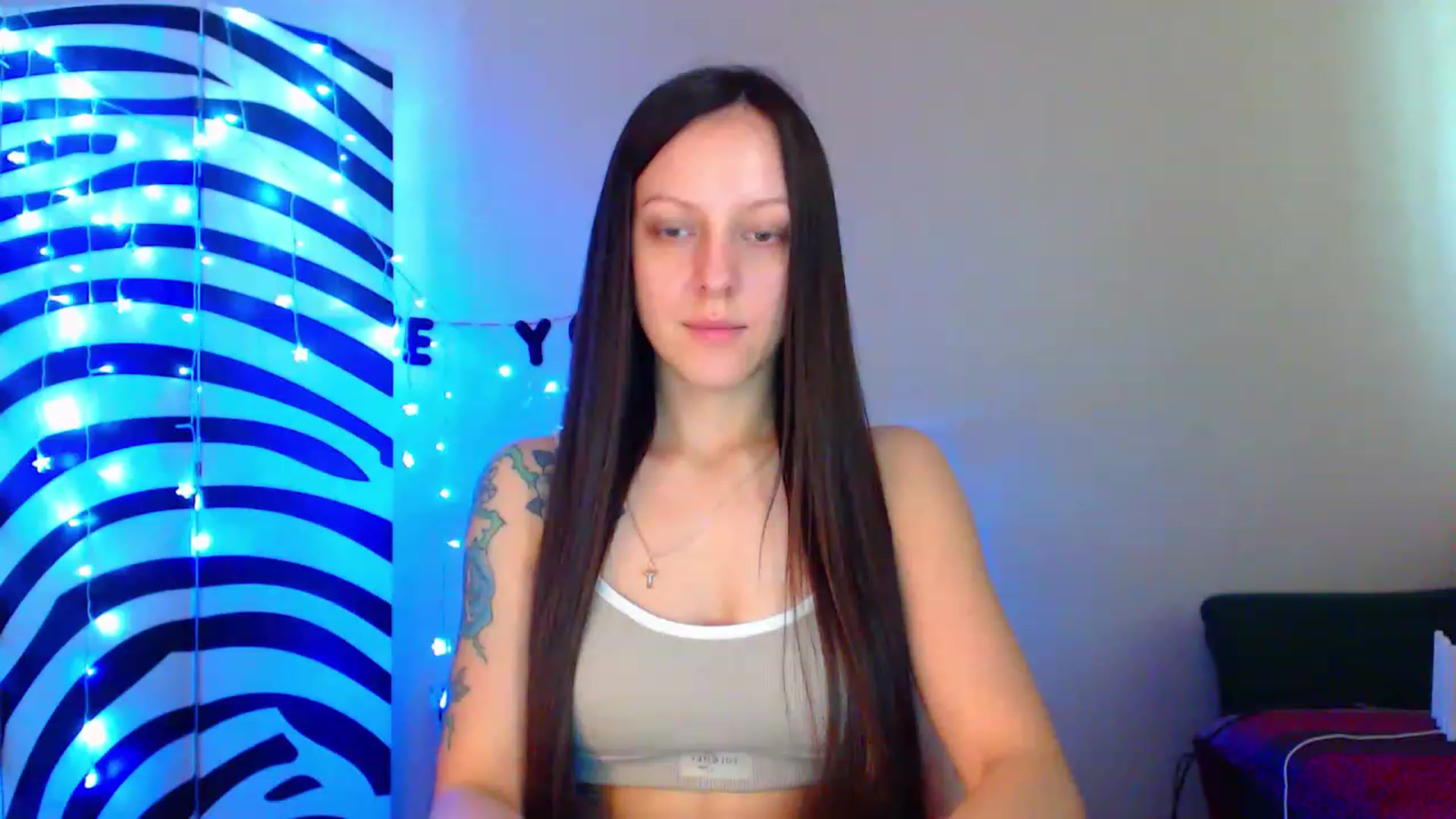 Gallery image thumbnail from Cos_Sexy's myfreecams stream on, 07/05/2023, 10:44 image 17 of 20
