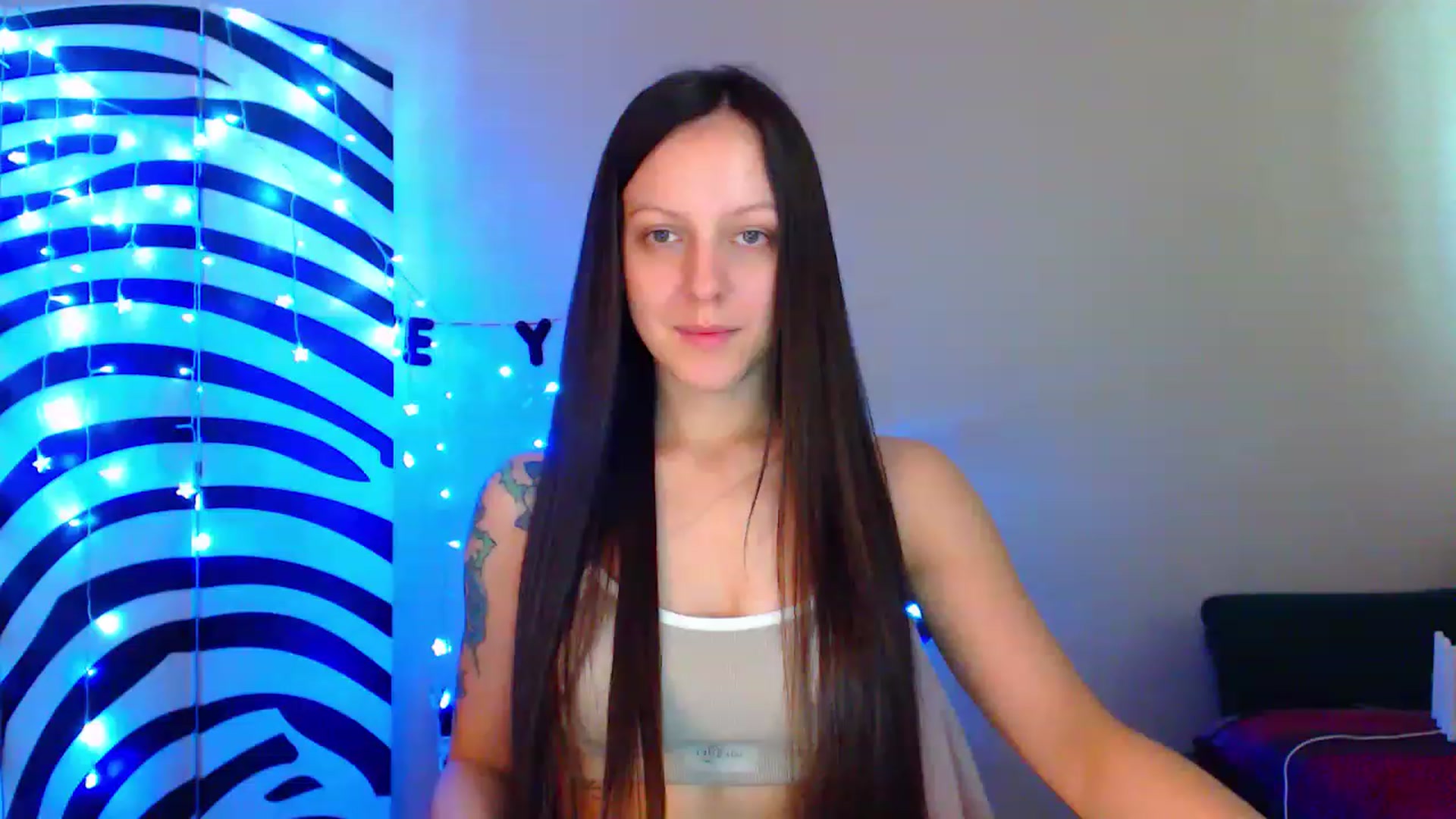 Gallery image thumbnail from Cos_Sexy's myfreecams stream on, 07/05/2023, 10:44 image 1 of 20
