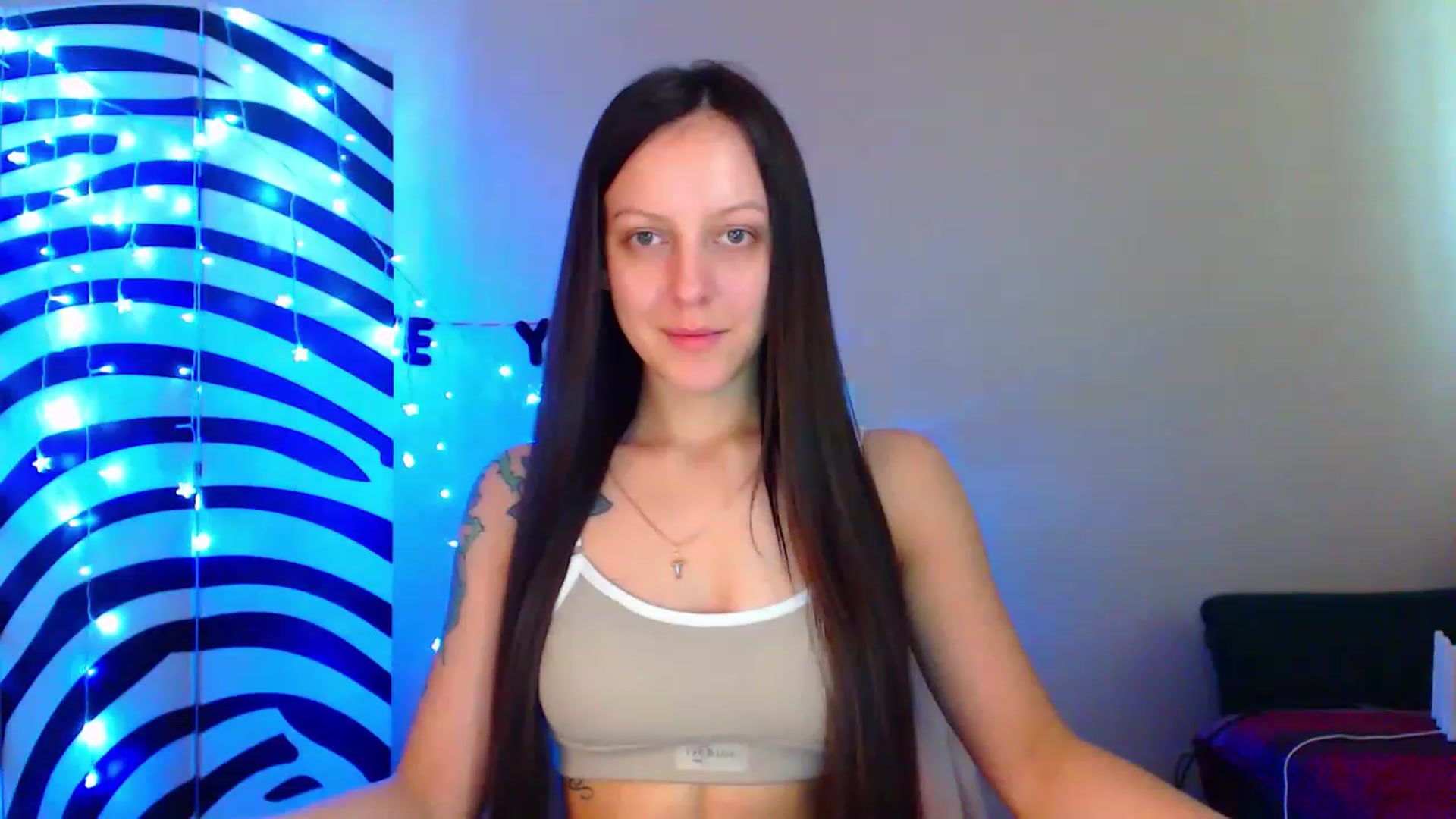 Gallery image thumbnail from Cos_Sexy's myfreecams stream on, 07/05/2023, 10:44 image 7 of 20