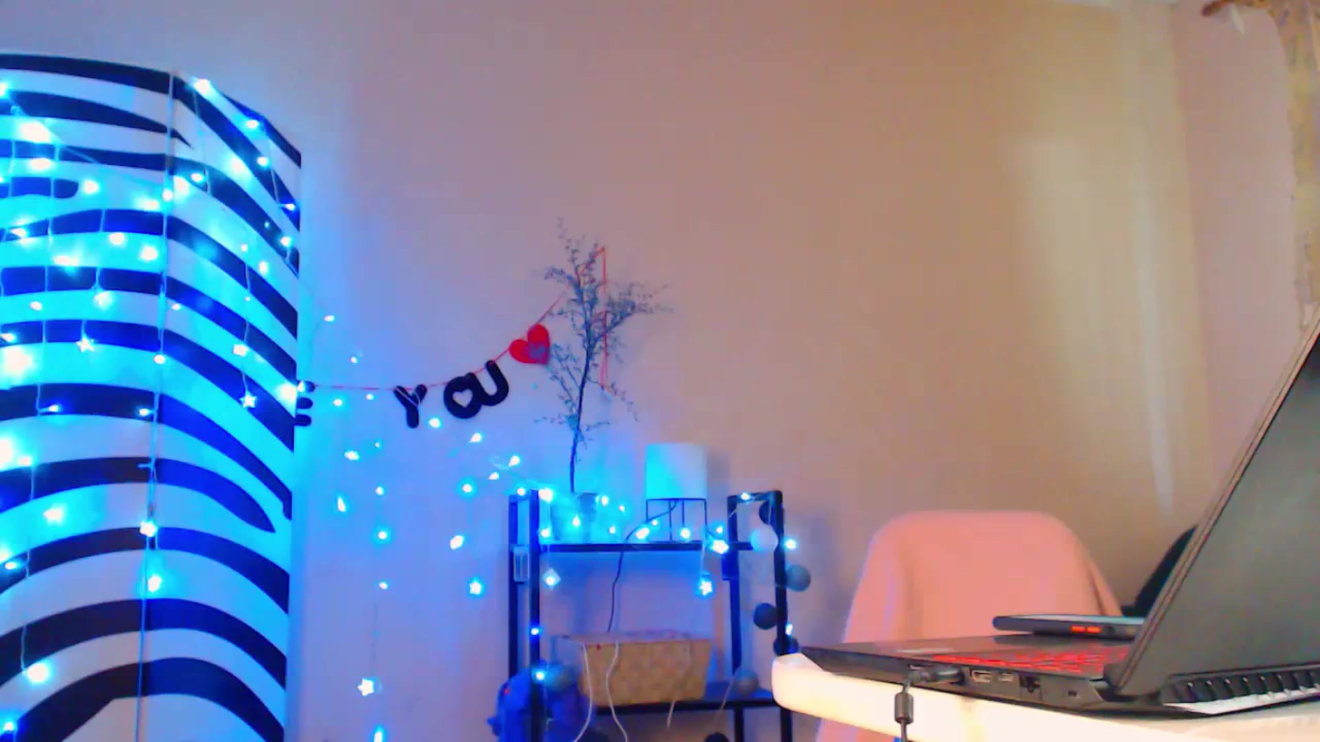Gallery image thumbnail from Cos_Sexy's myfreecams stream on, 07/10/2023, 13:47 image 20 of 20